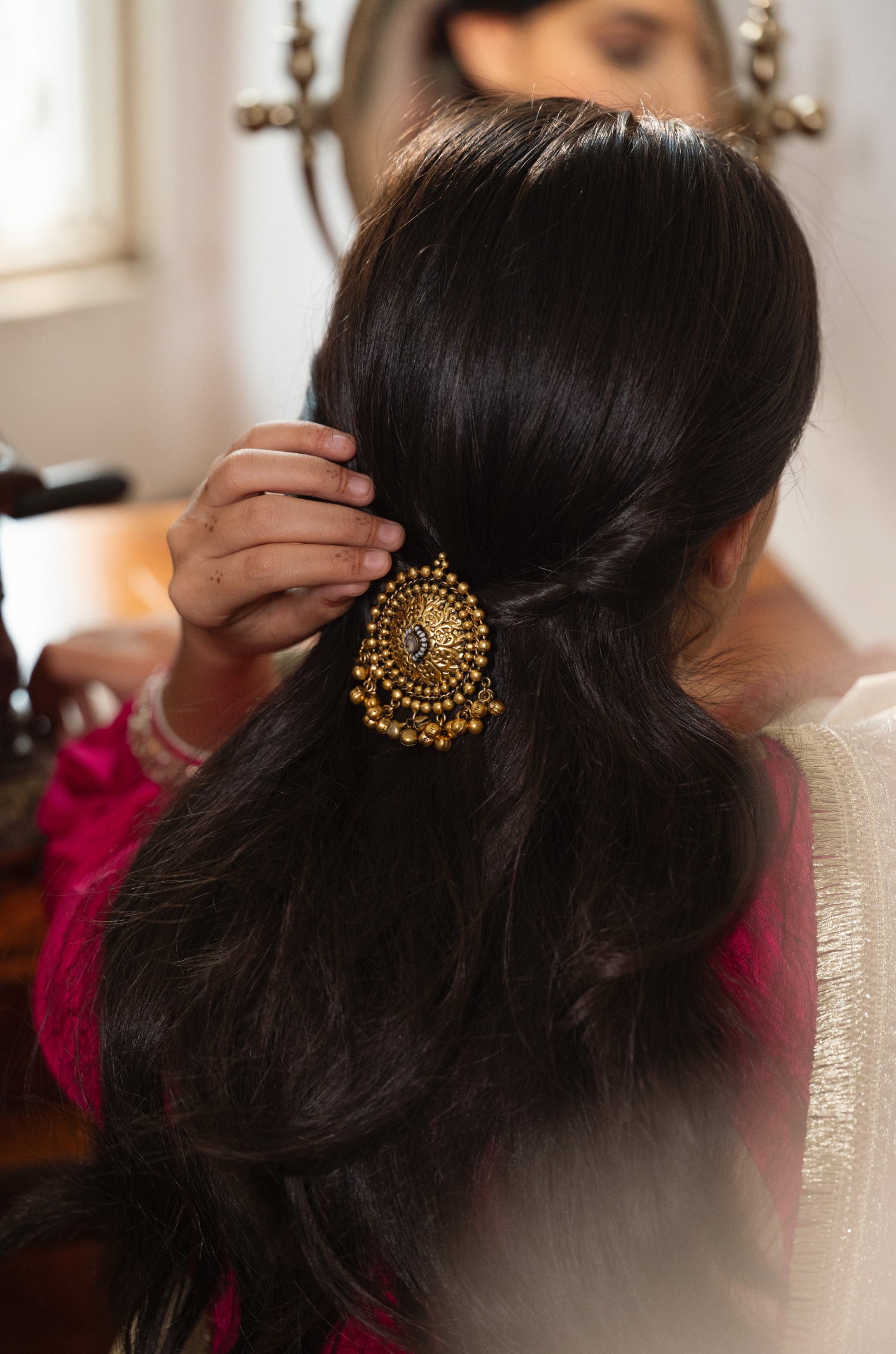 Tamari Gold Braid Pin