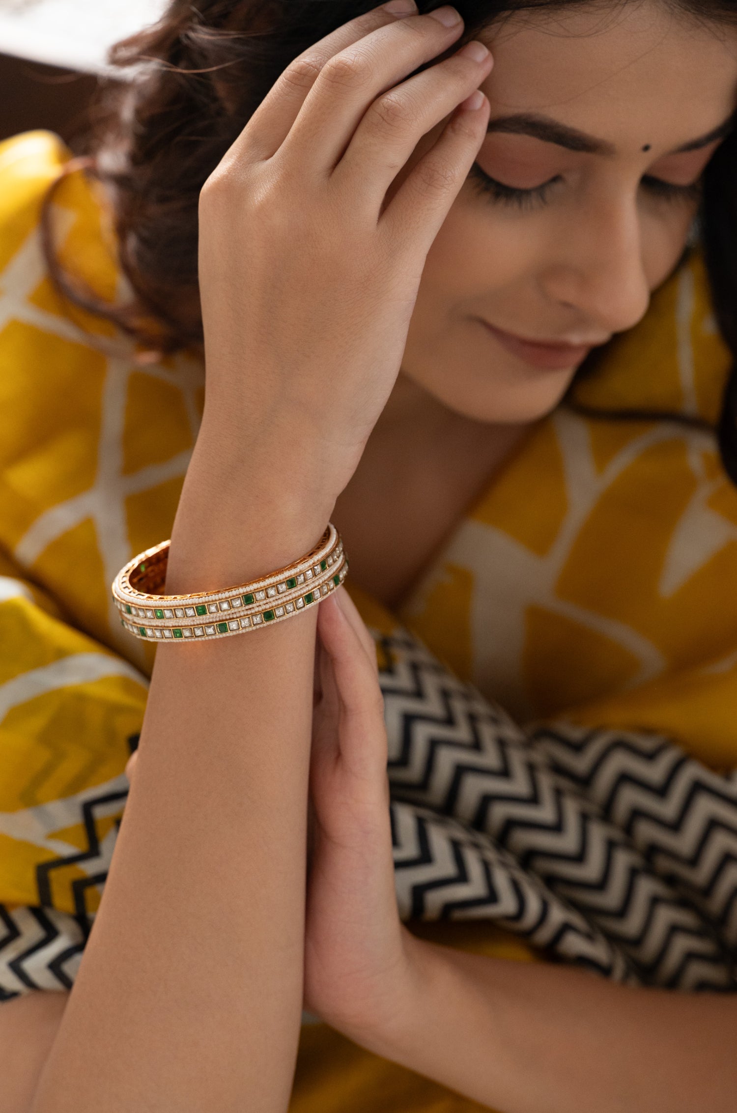 Nusrat Green Kundan Bangles - Set of 2