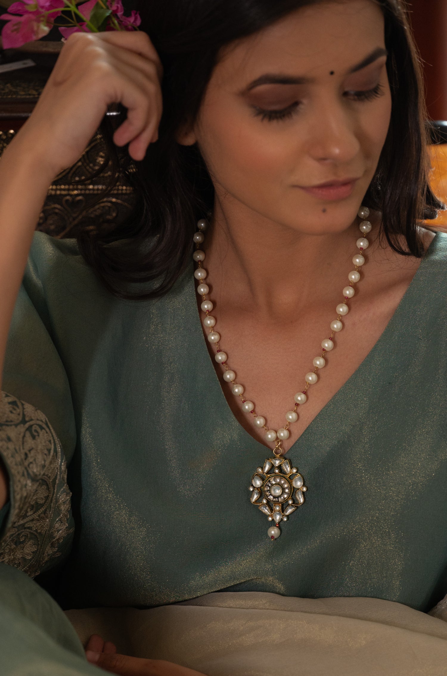 Sunhri Kundan Necklace