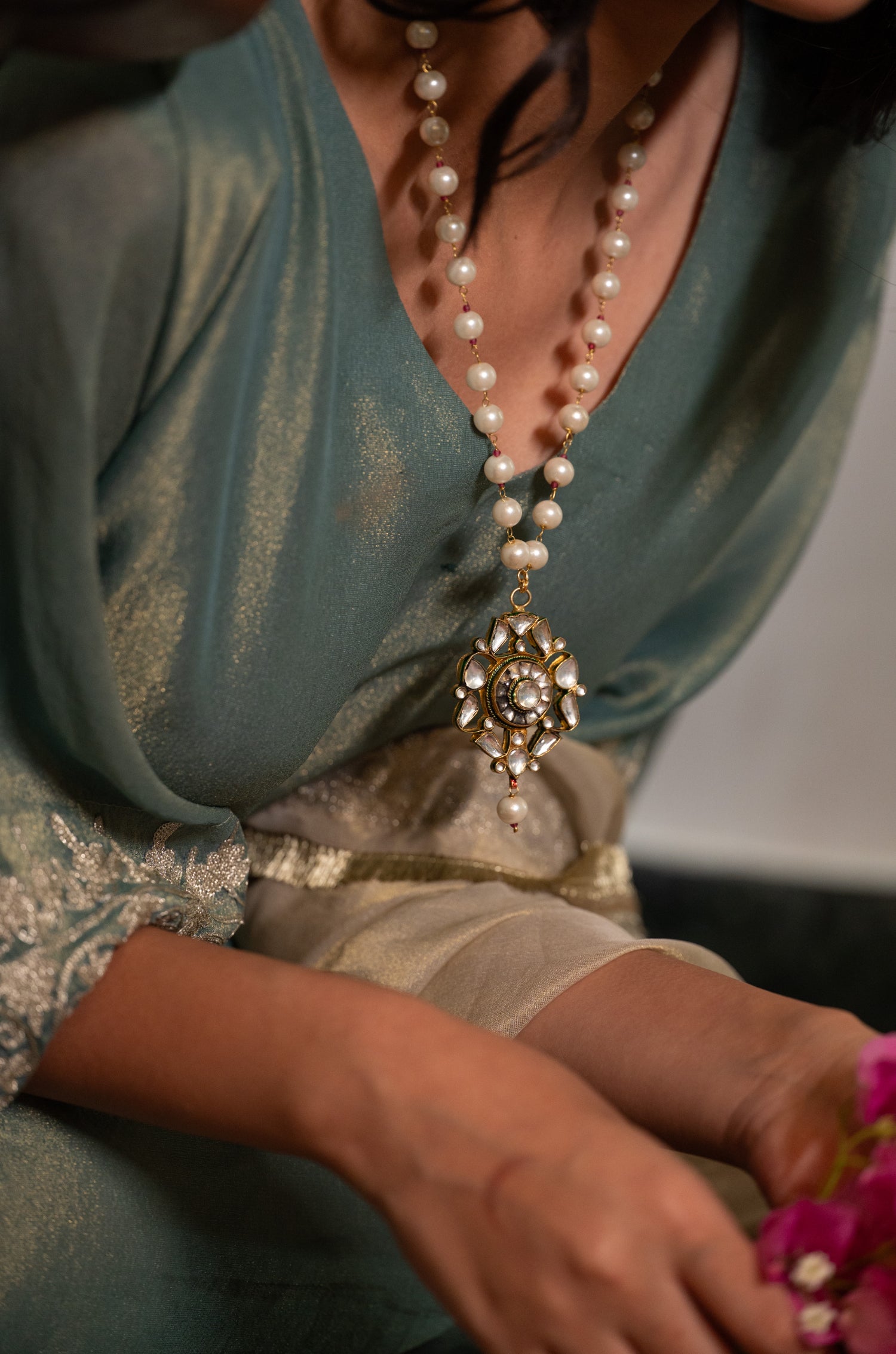 Sunhri Kundan Necklace