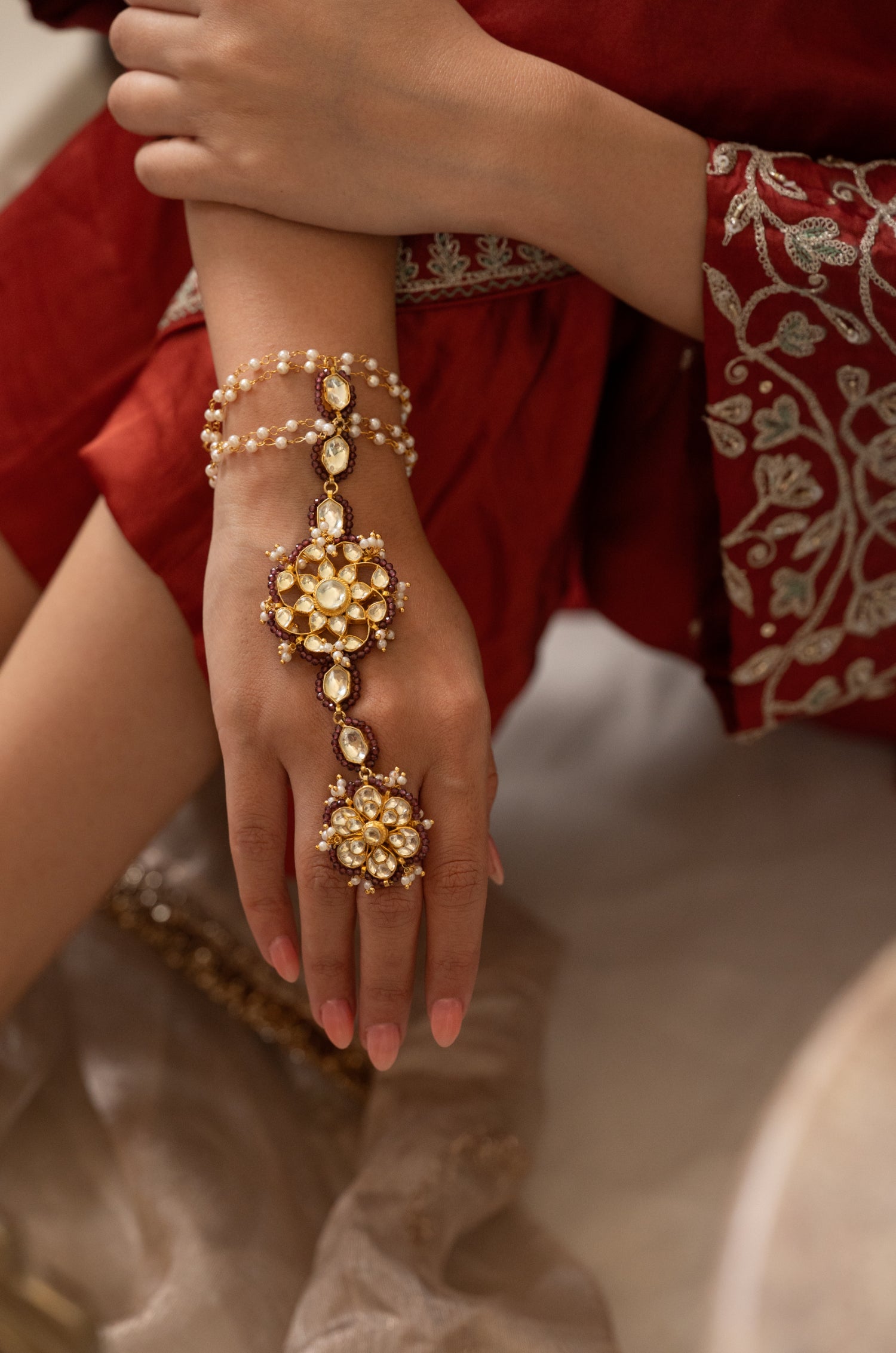 Amara Kundan Hathphool