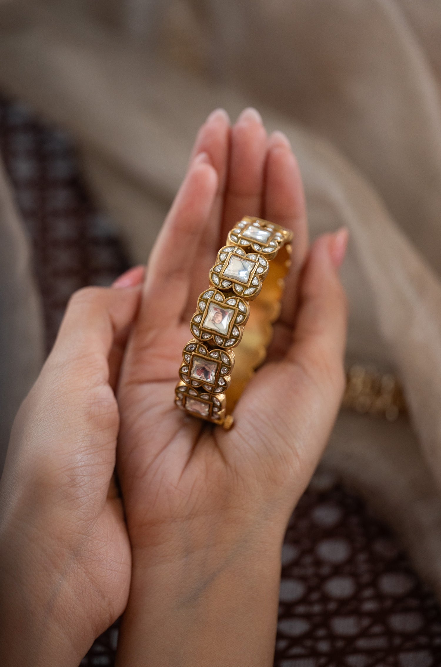 Kiara Kundan Bangle
