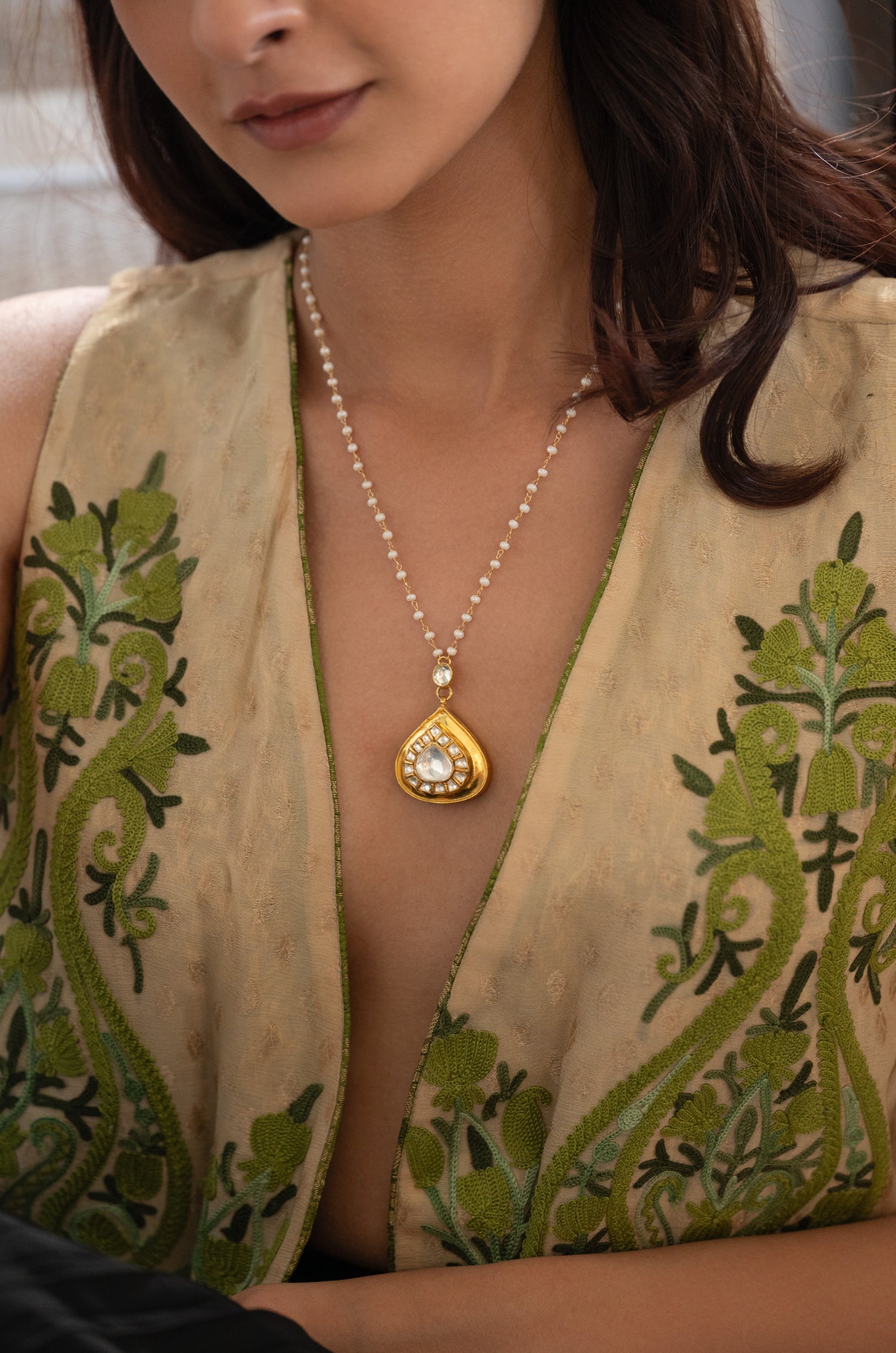 Aneema Kundan Pendant Necklace