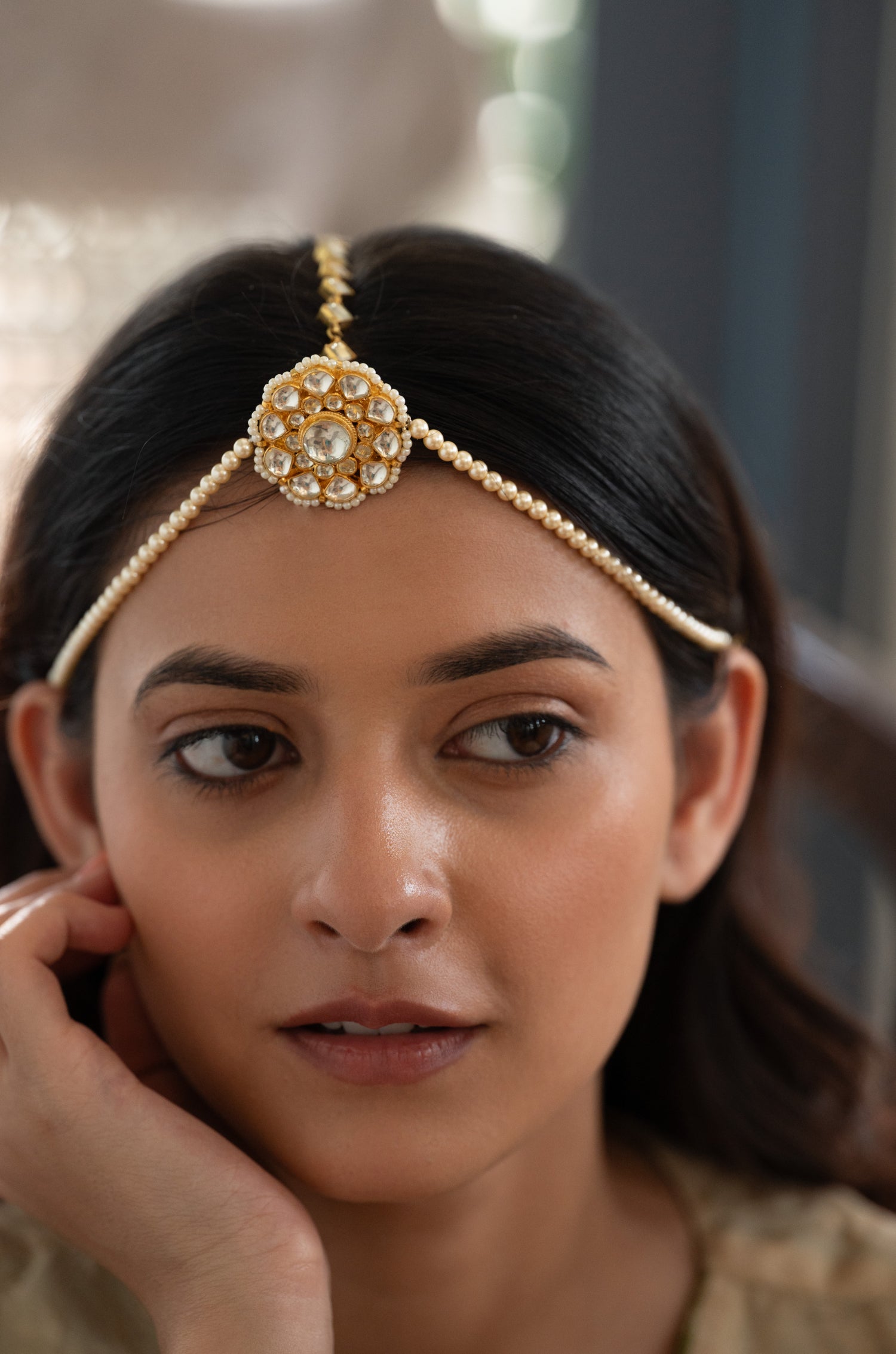 Prishthi Kundan Borla Maangtikka