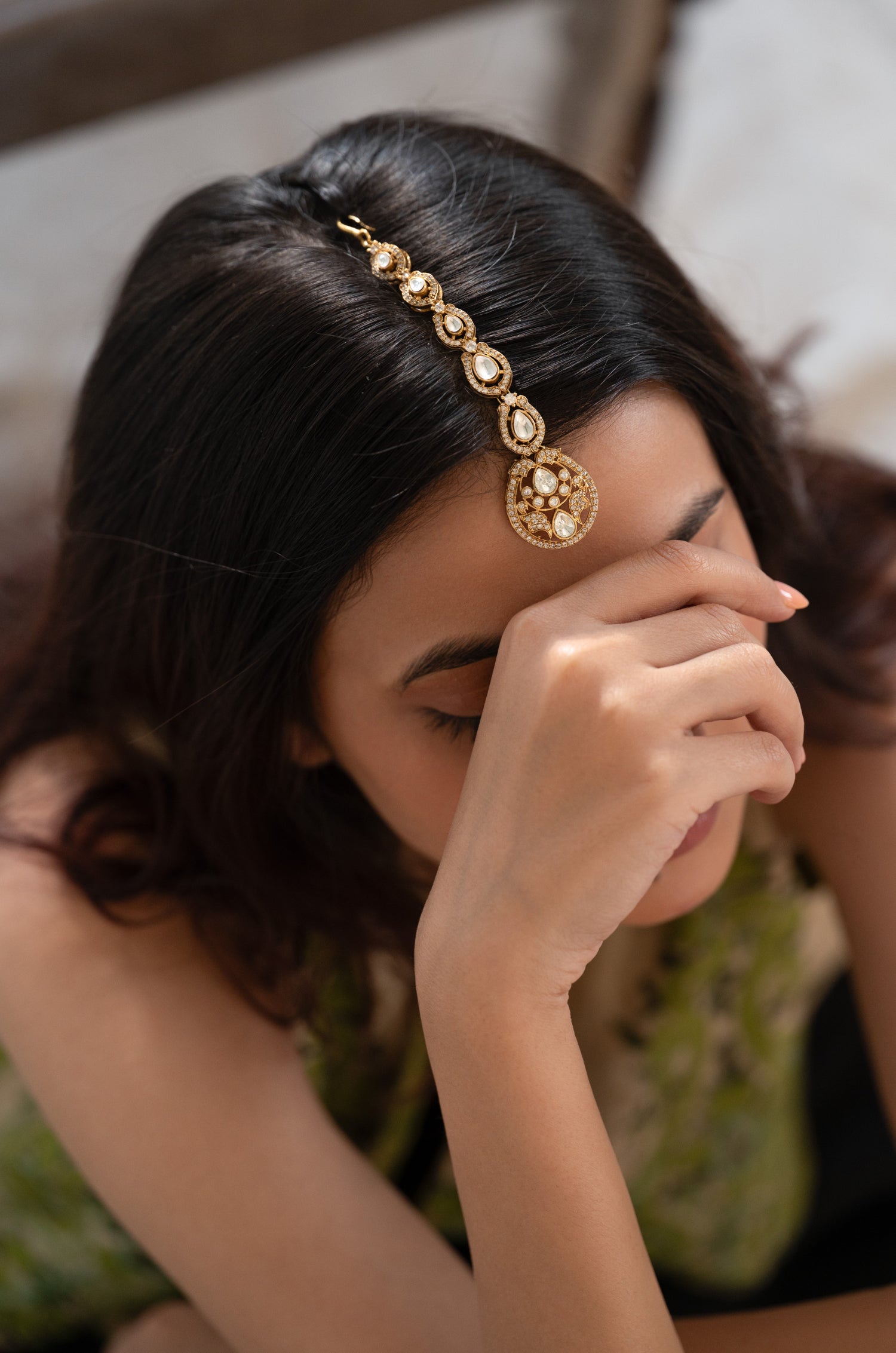 Averi Polki Maang Tikka