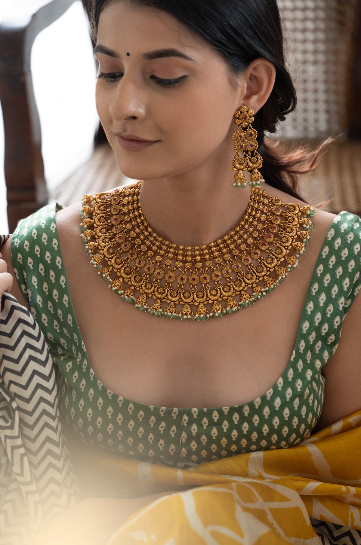 Zareen Temple Work Necklace Set