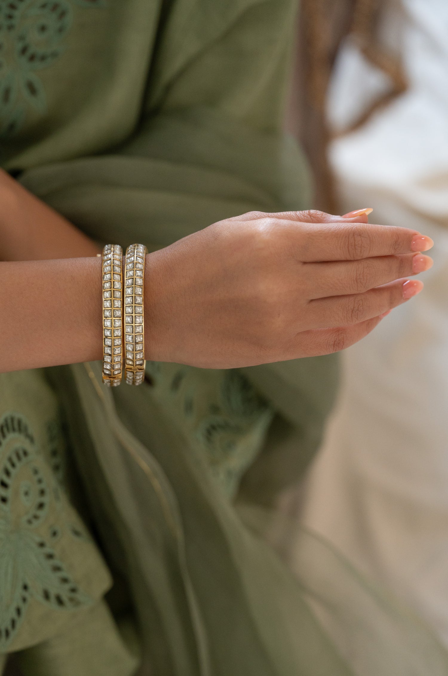 Vedi Kundan Bangles - Set Of 2