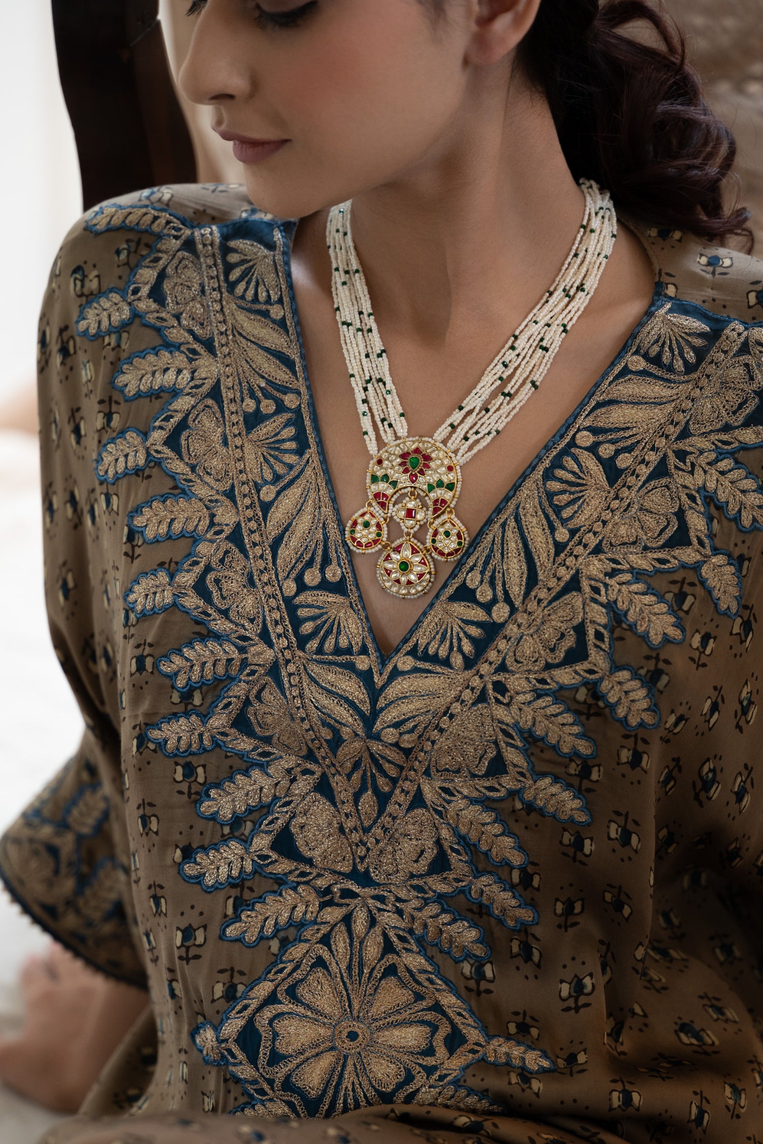Saheera Red Kundan Necklace Set