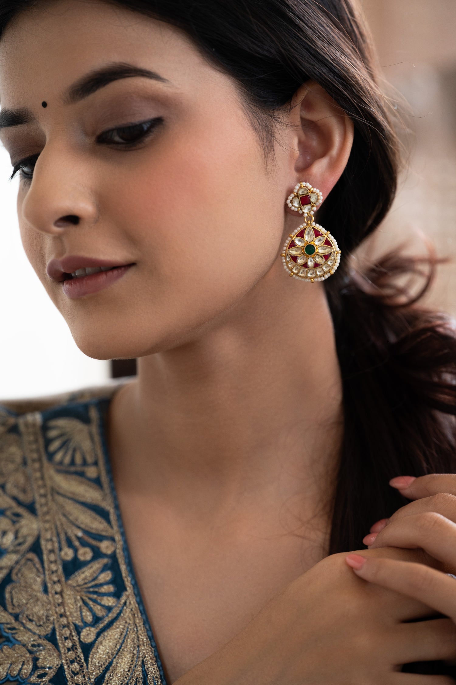 Saheera Red Kundan Necklace Set