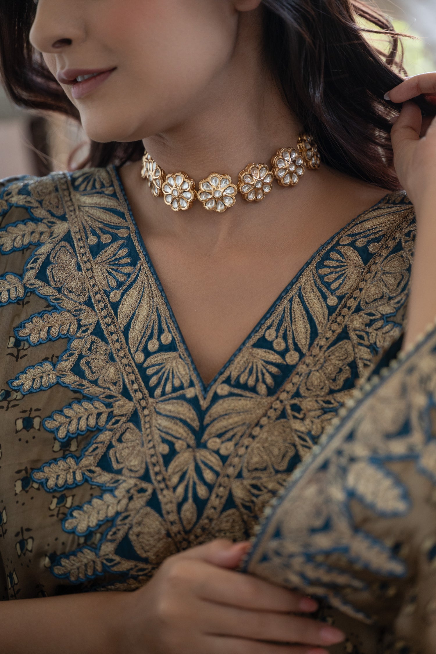 Anizma Kundan Choker Necklace