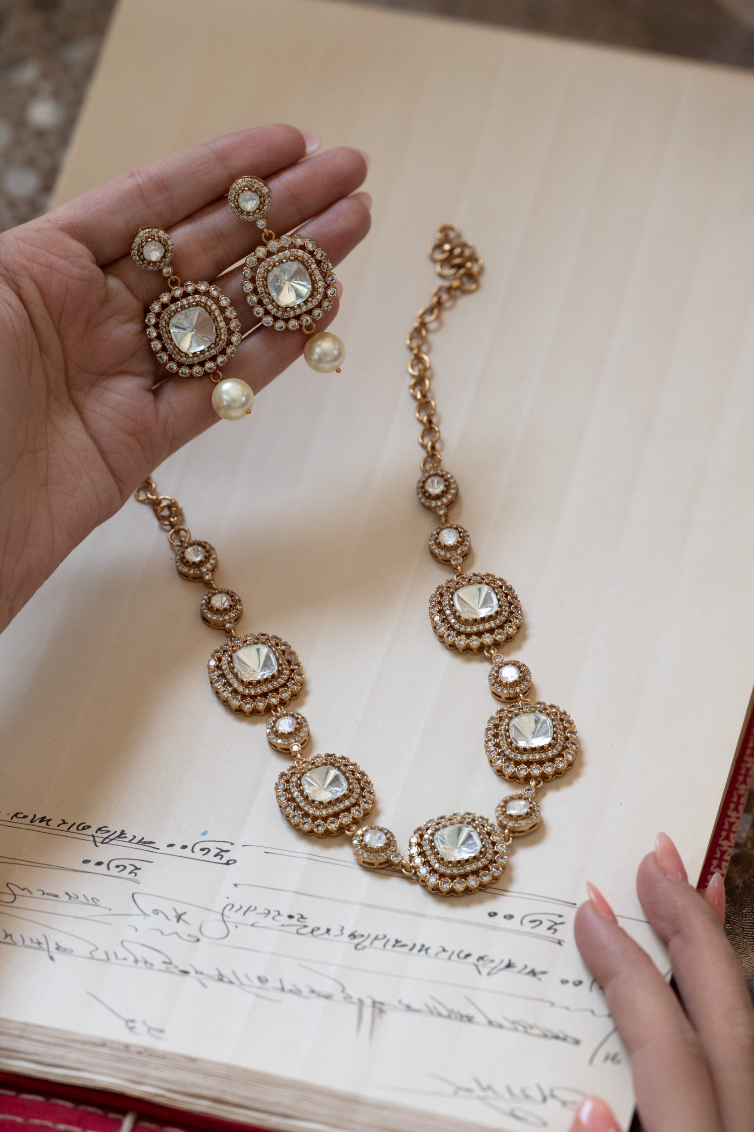 Vainavi Polki Necklace Set