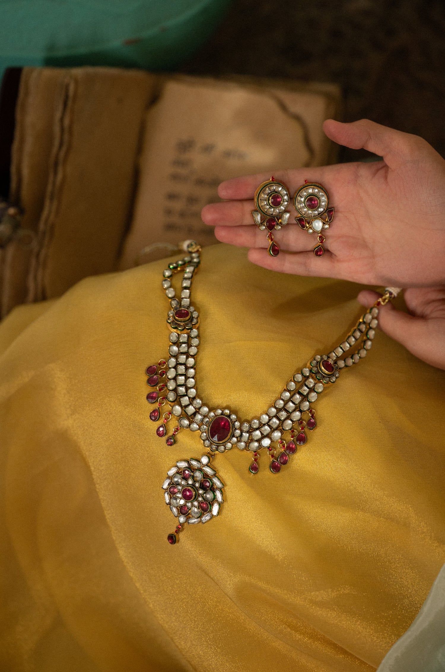 Purna Kundan Necklace Set