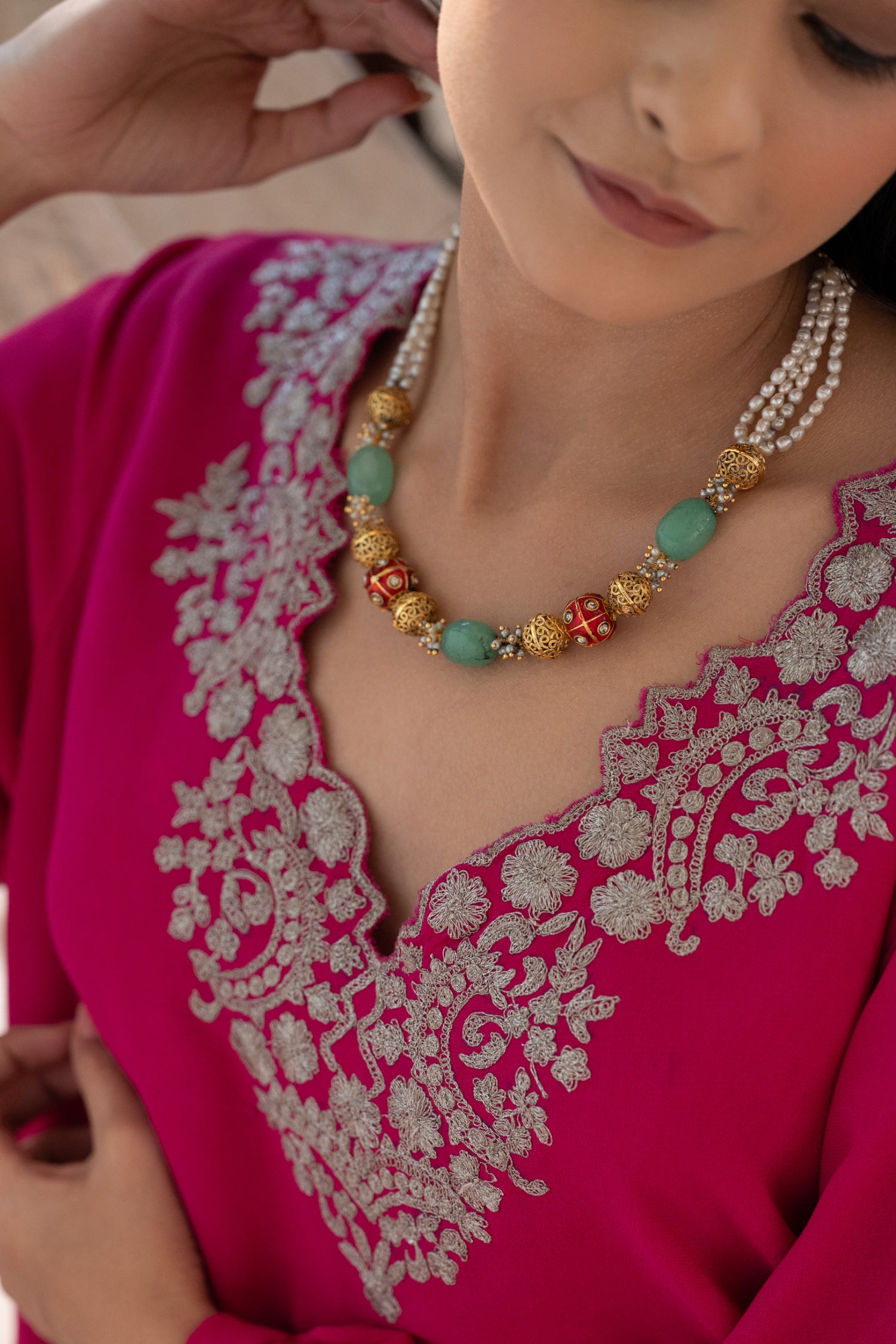 Kaviska Multicolored Pearl Necklace