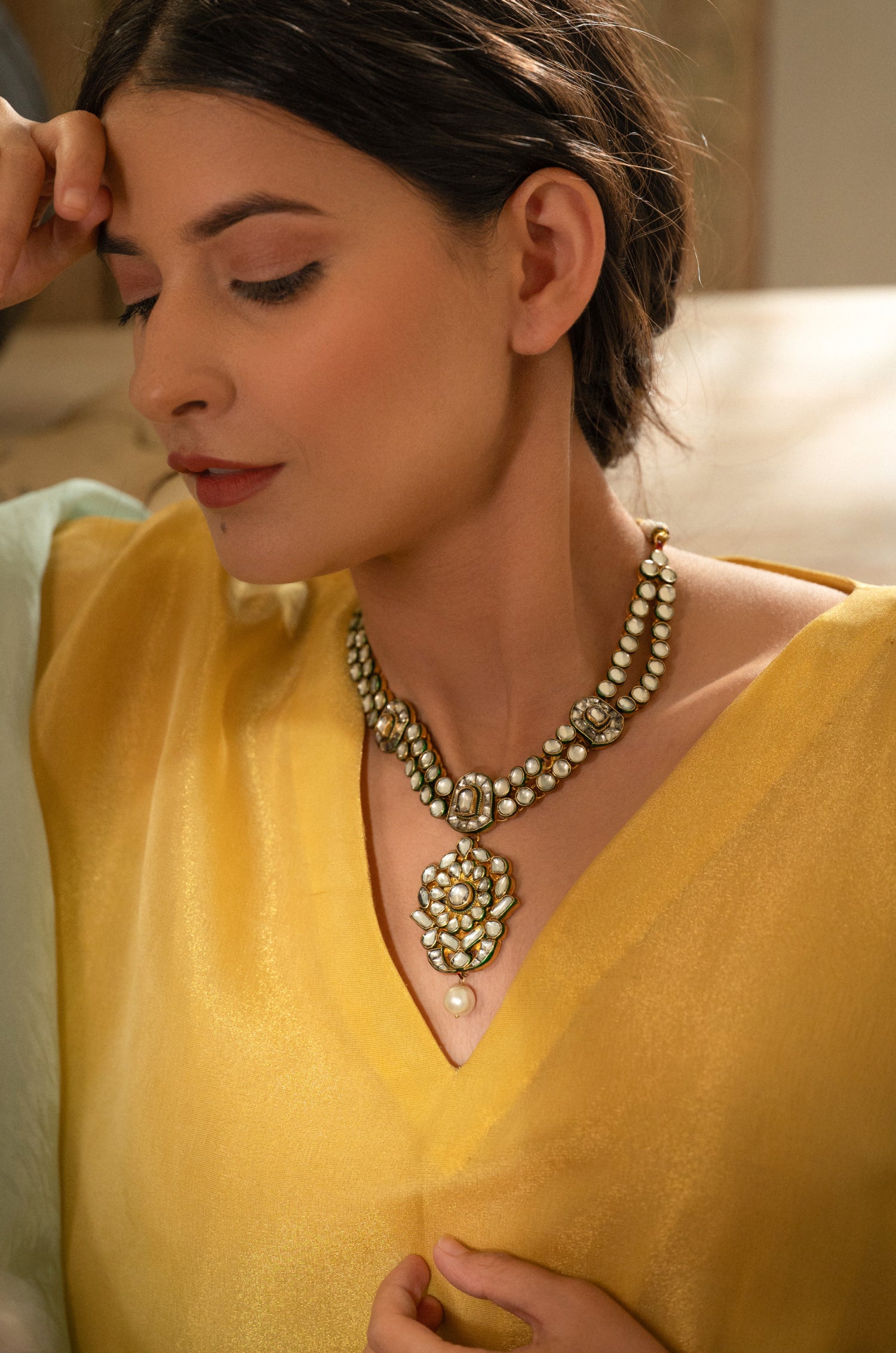 Ilaa Kundan Necklace Set