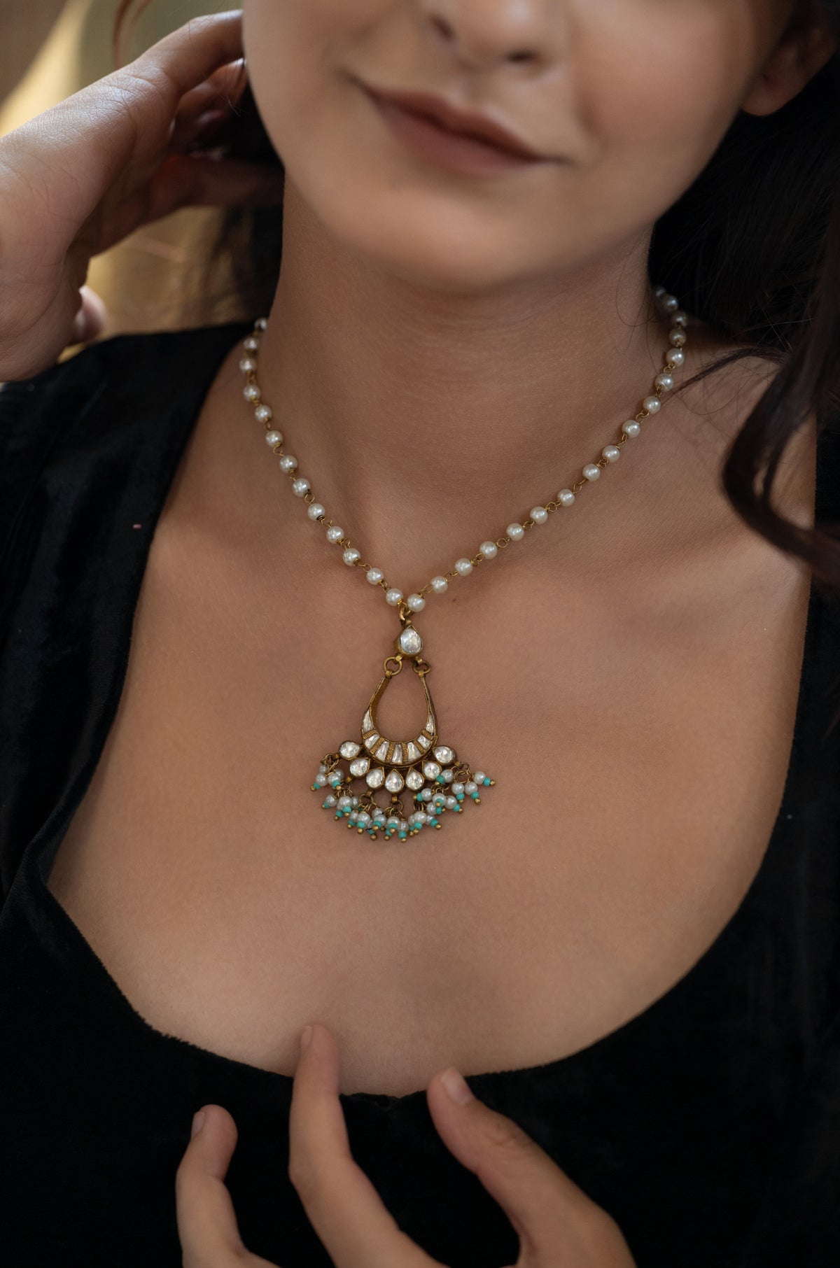 Eshira Turquoise Kundan Necklace