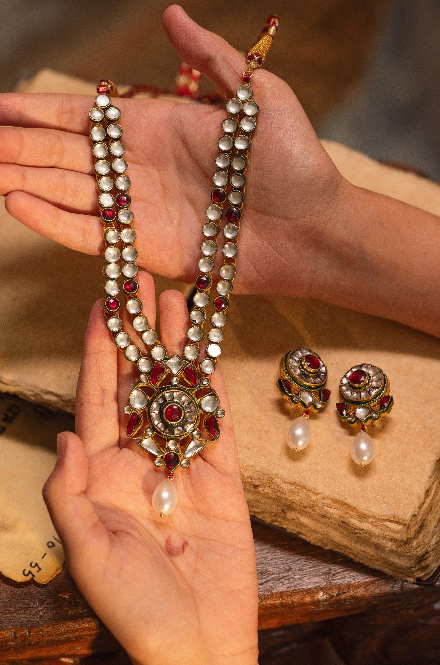 Pritha Kundan Necklace Set