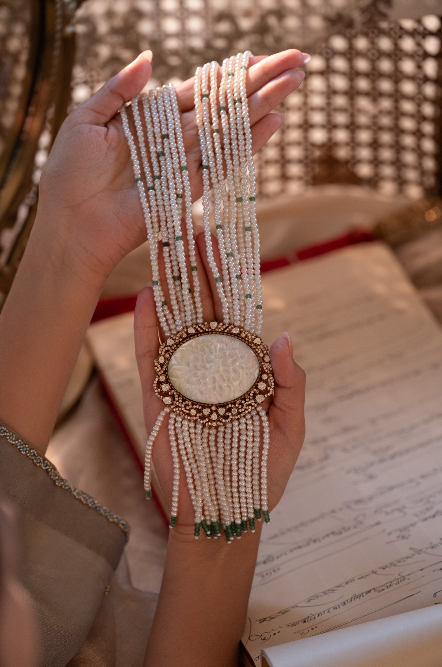 Vidushi Mother of Pearl Necklace