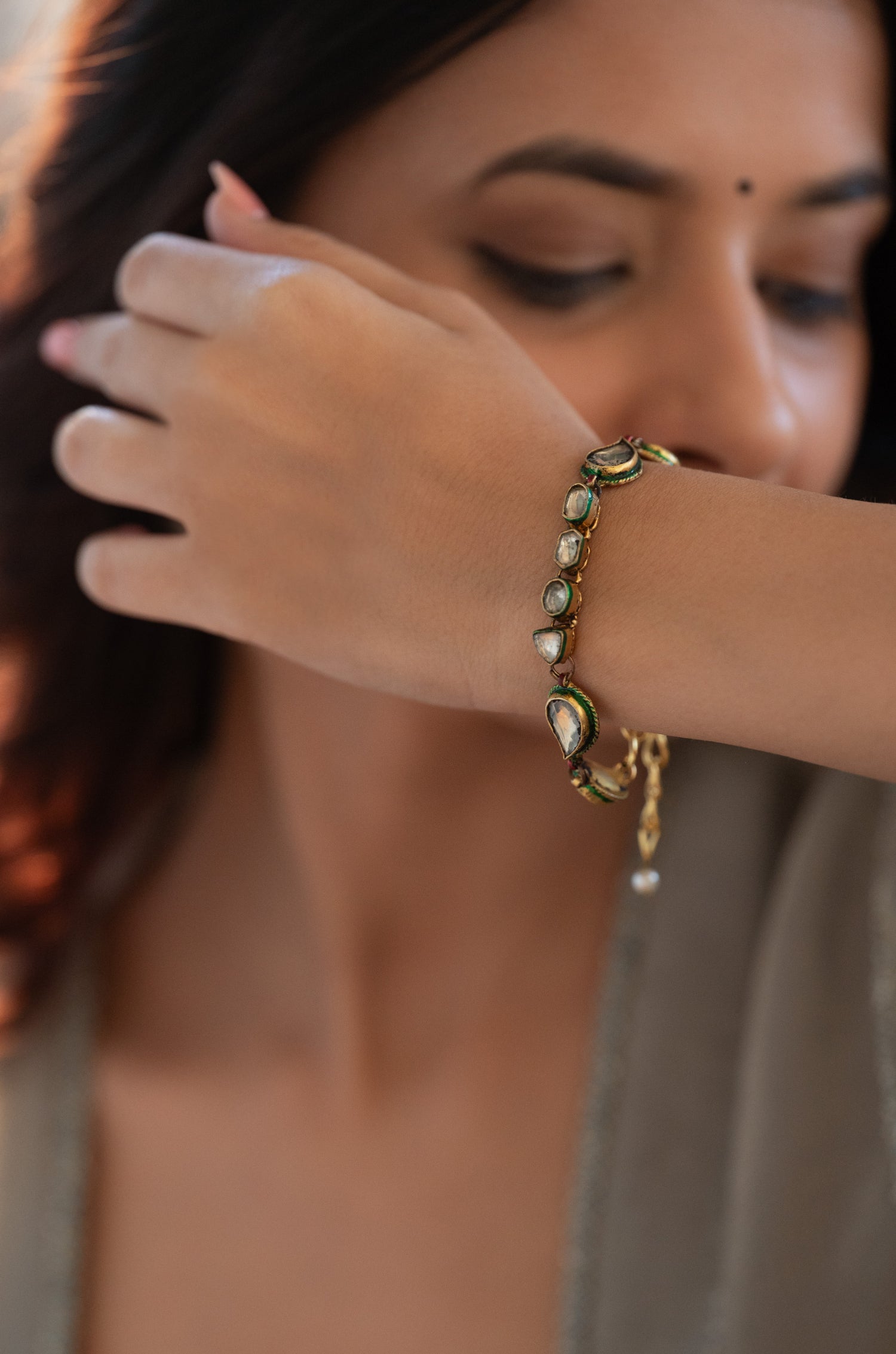 Nairavi Kundan Bracelet