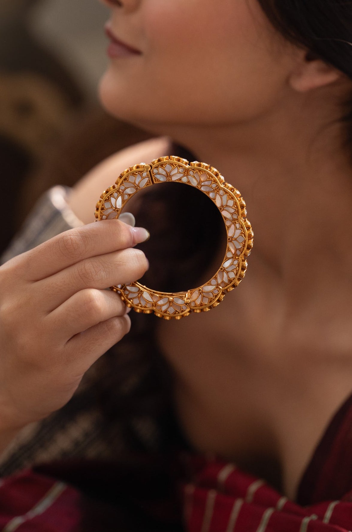 Tarini Mother Of Pearl Bangle