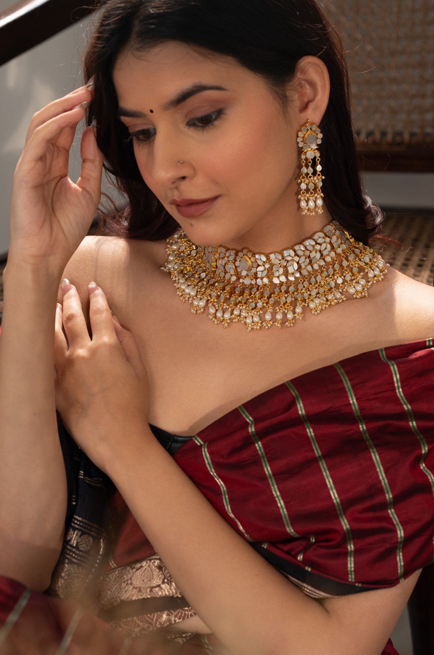 Irika Mother of Pearl Necklace Set