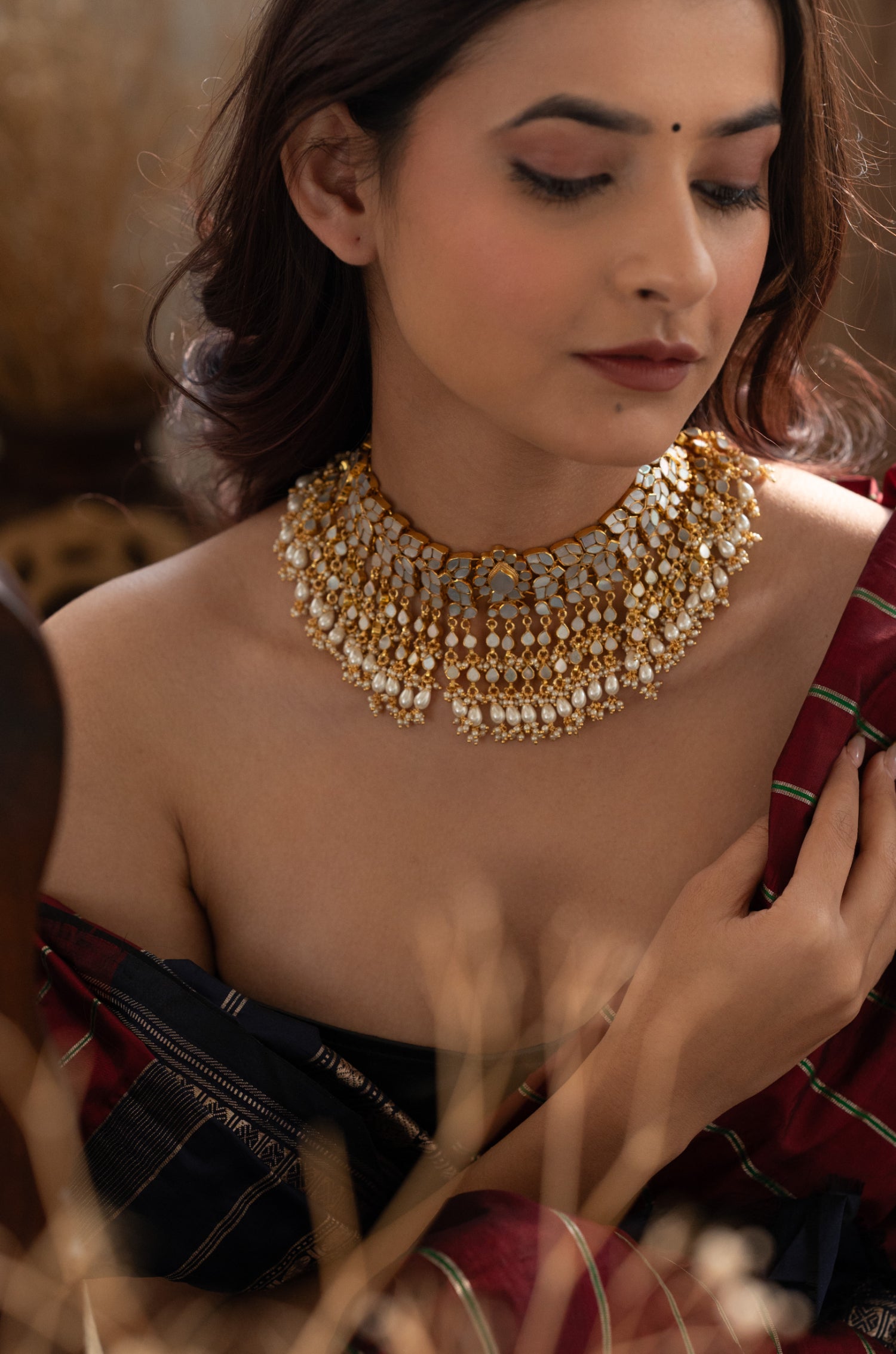 Irika Mother of Pearl Necklace Set