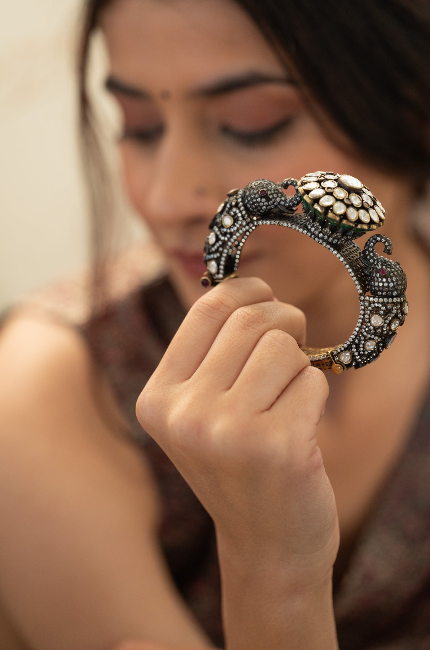 Noorie Polki Pacheli Bangle