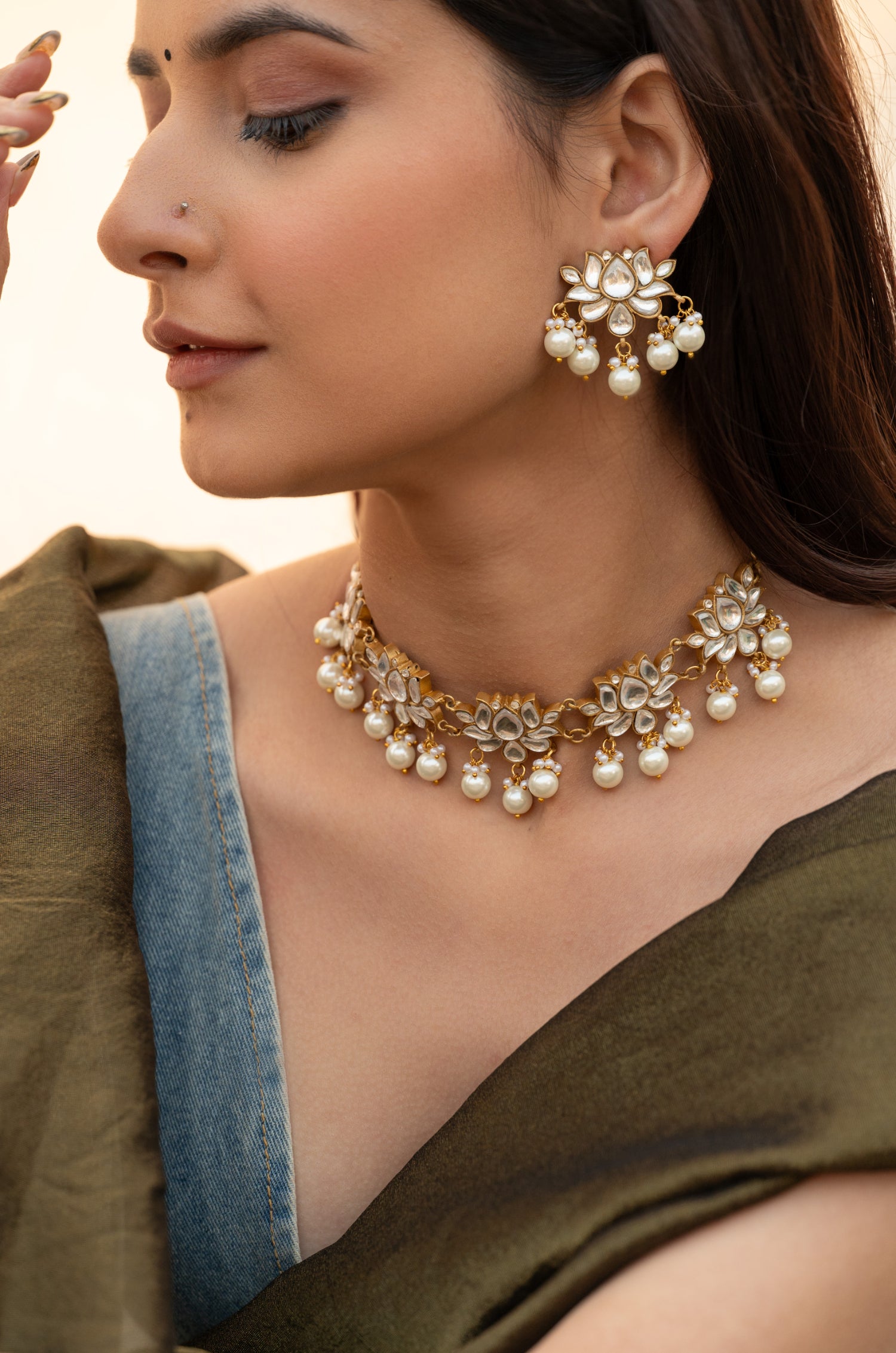 Henna Kundan Choker Necklace Set