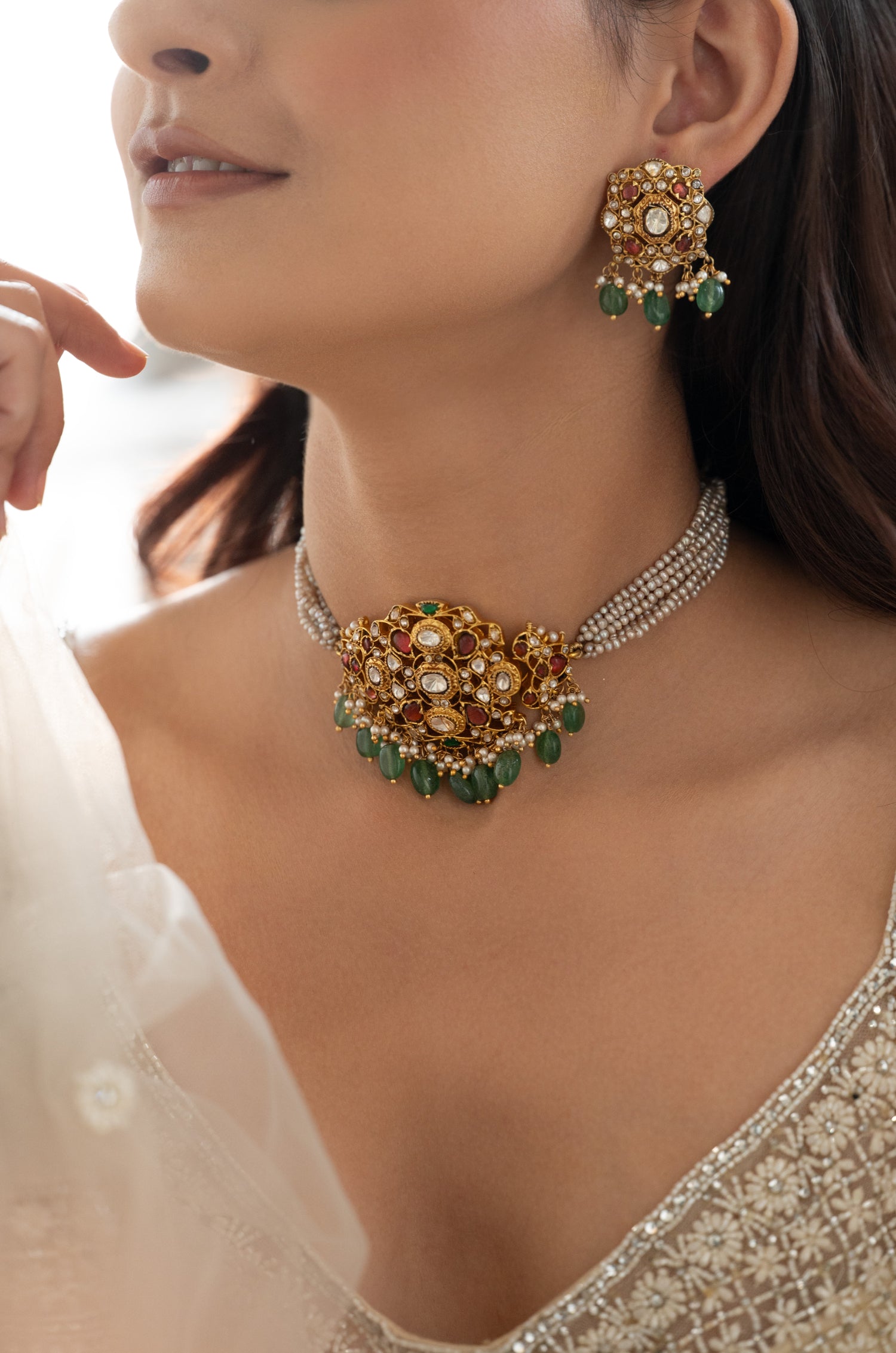 Yumilah Green Silver Necklace Set