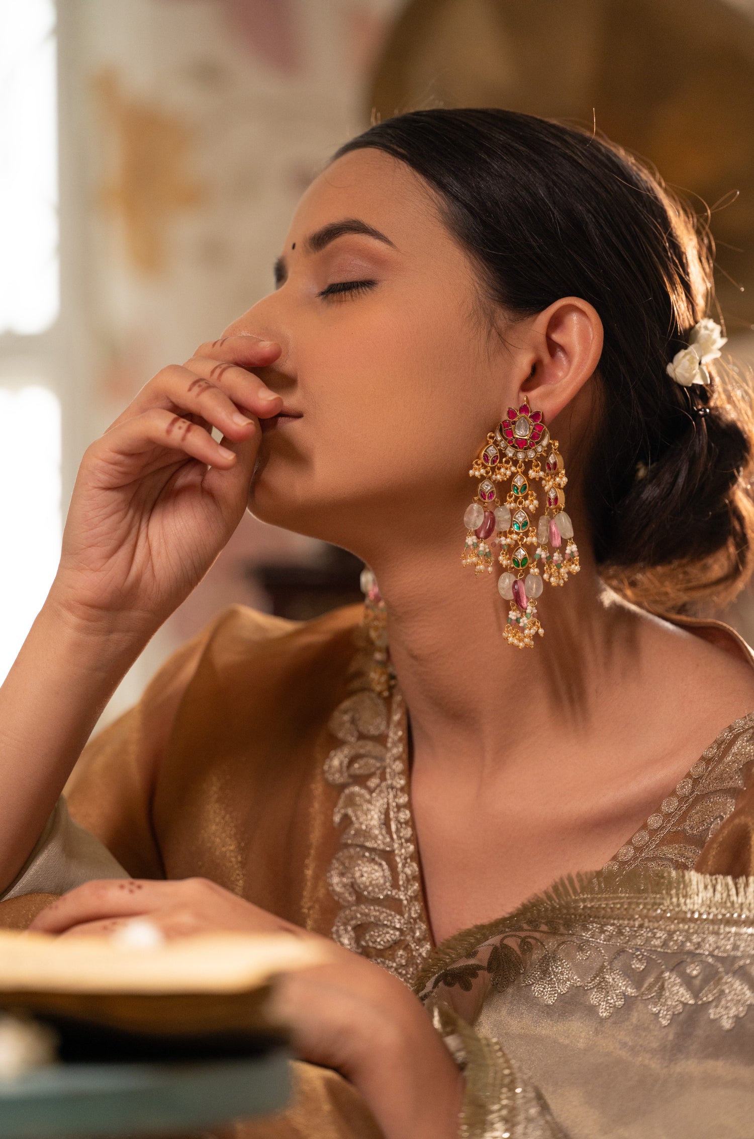 Inaaya Kundan Earrings