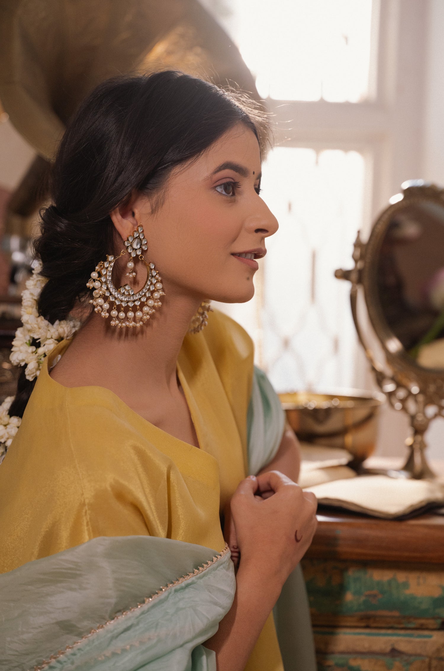 Inaaya Kundan Chandbali Earrings