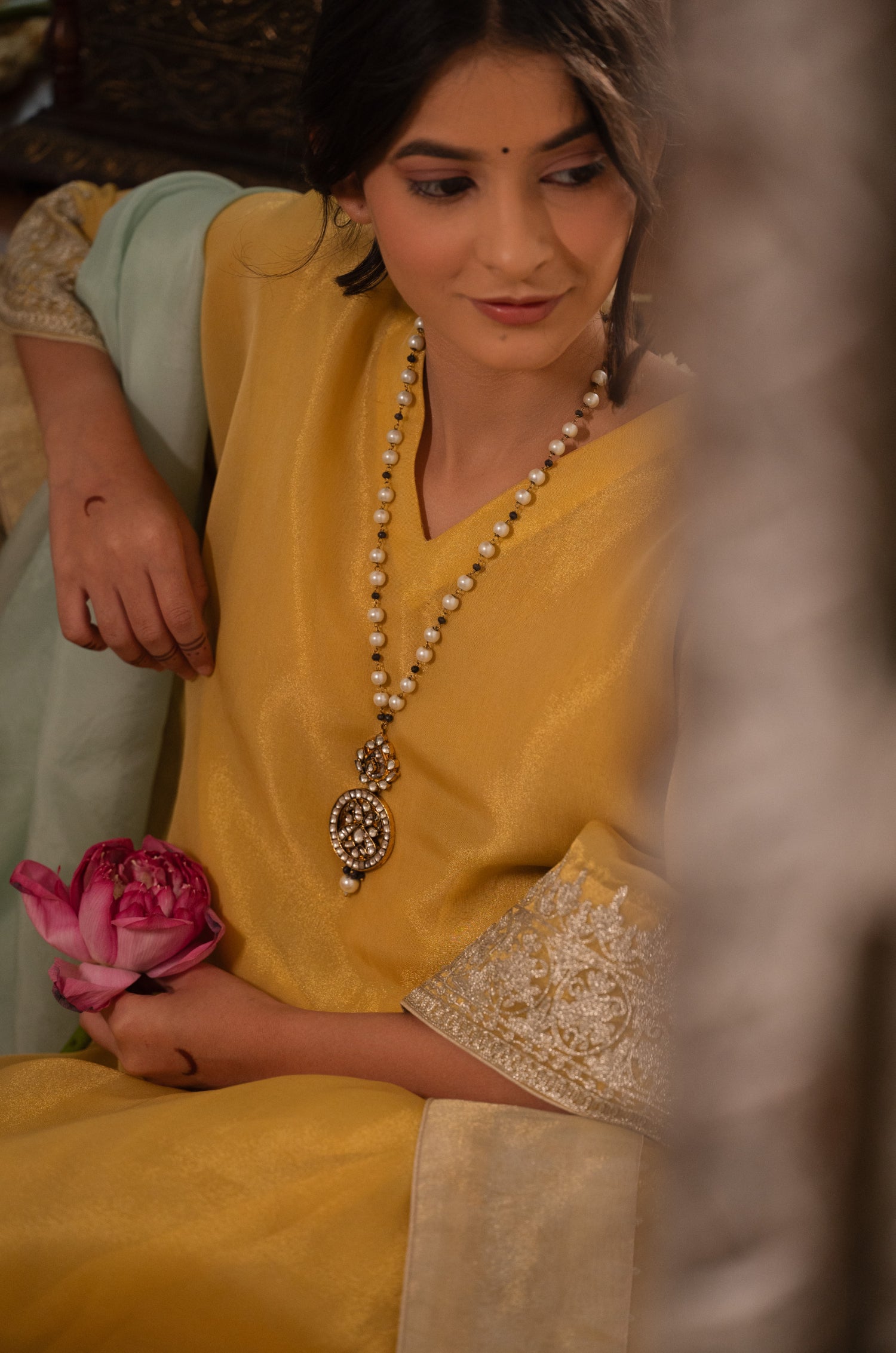 Indina Pearl Kundan Necklace