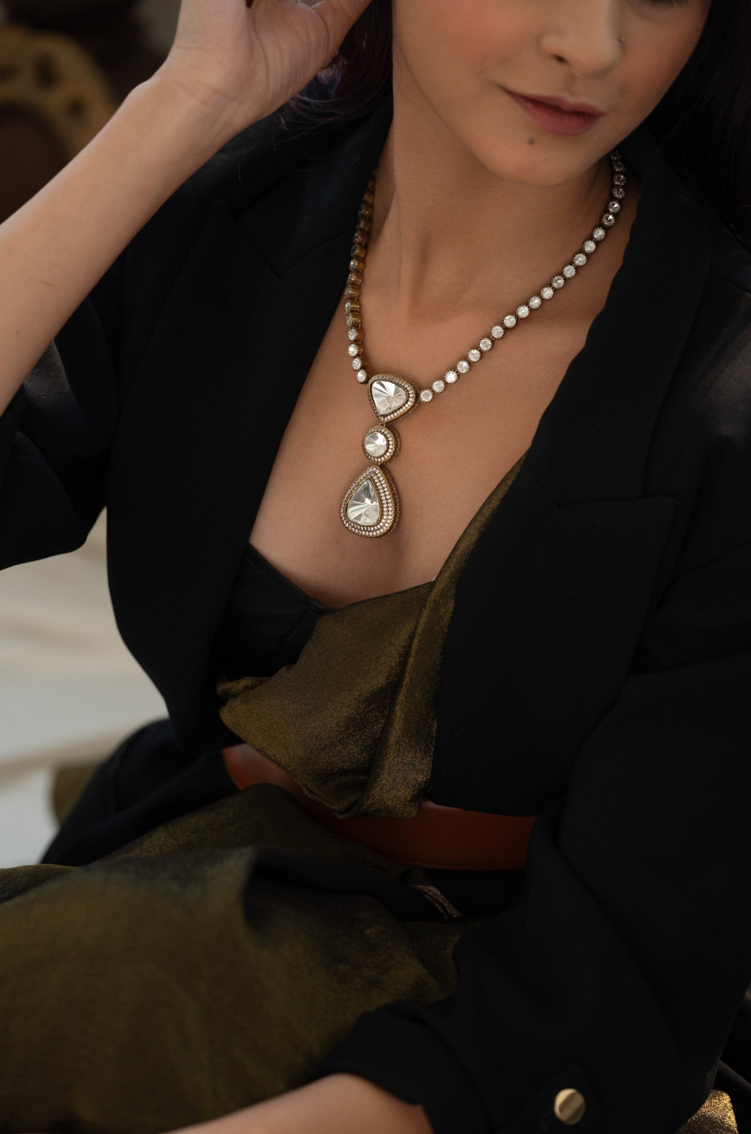 Everly Victorian Polki Necklace Set