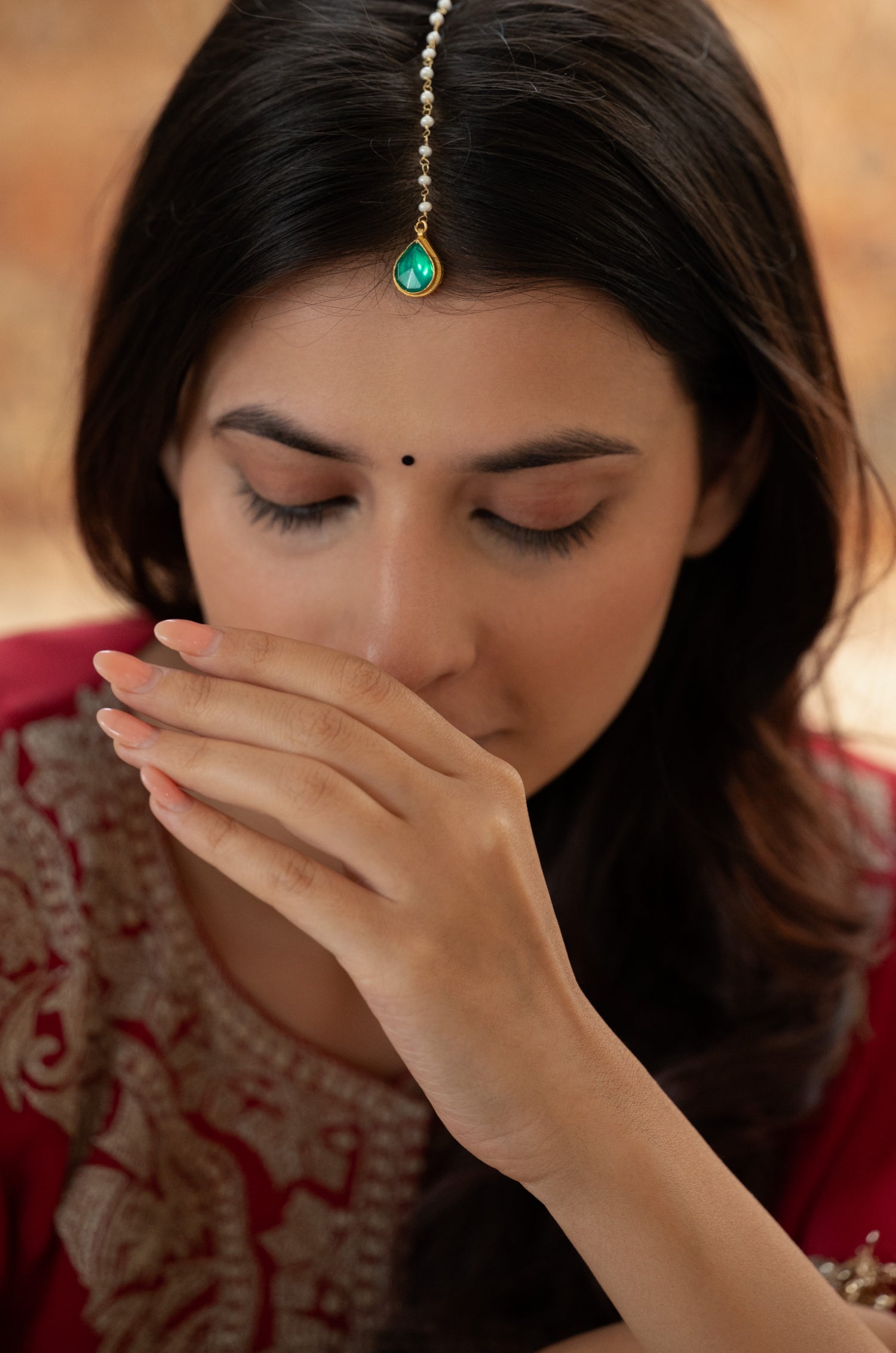 Paridhi Green Kundan Maang Tikka