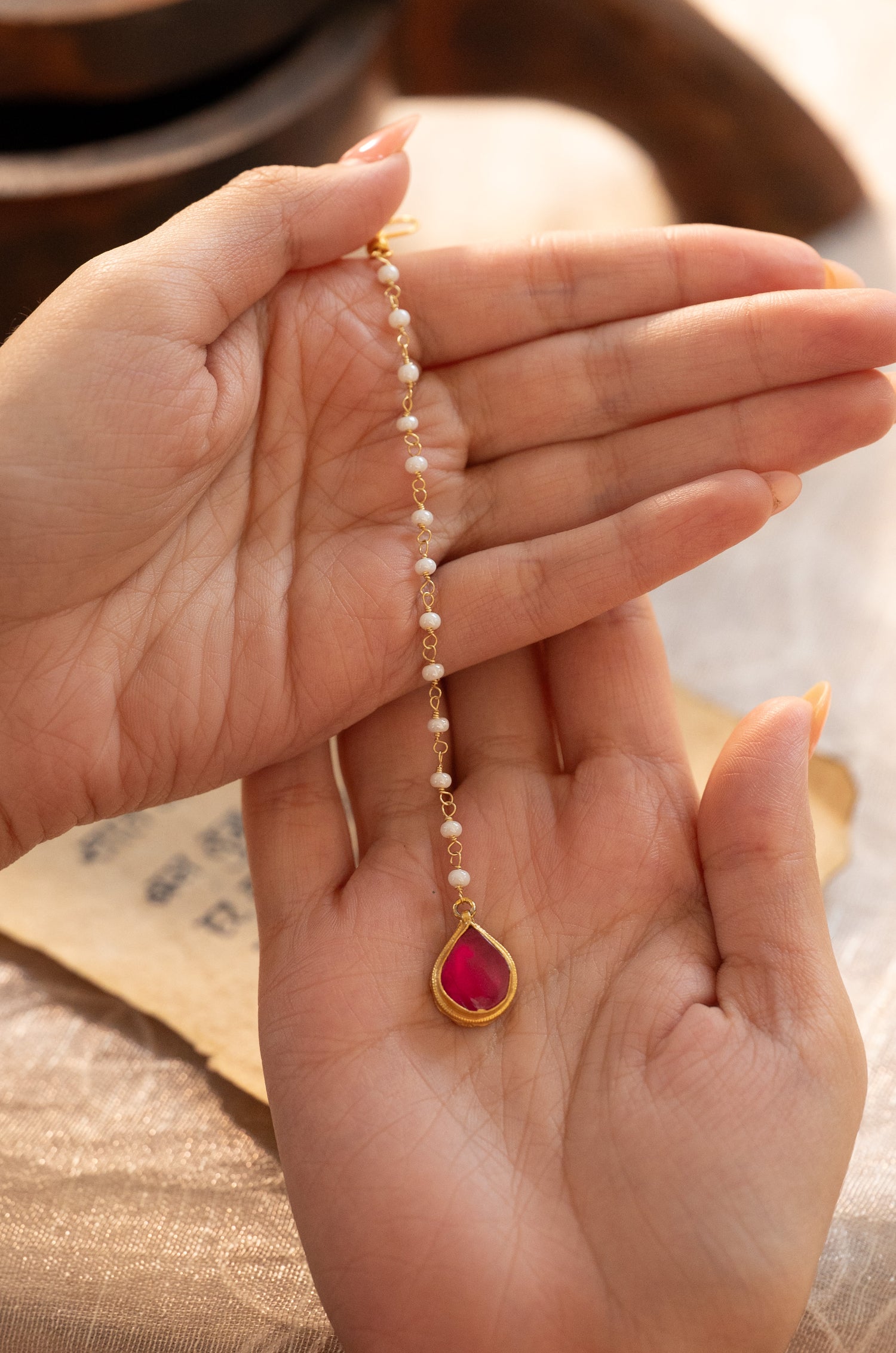 Paridhi Pink Kundan Maang Tikka