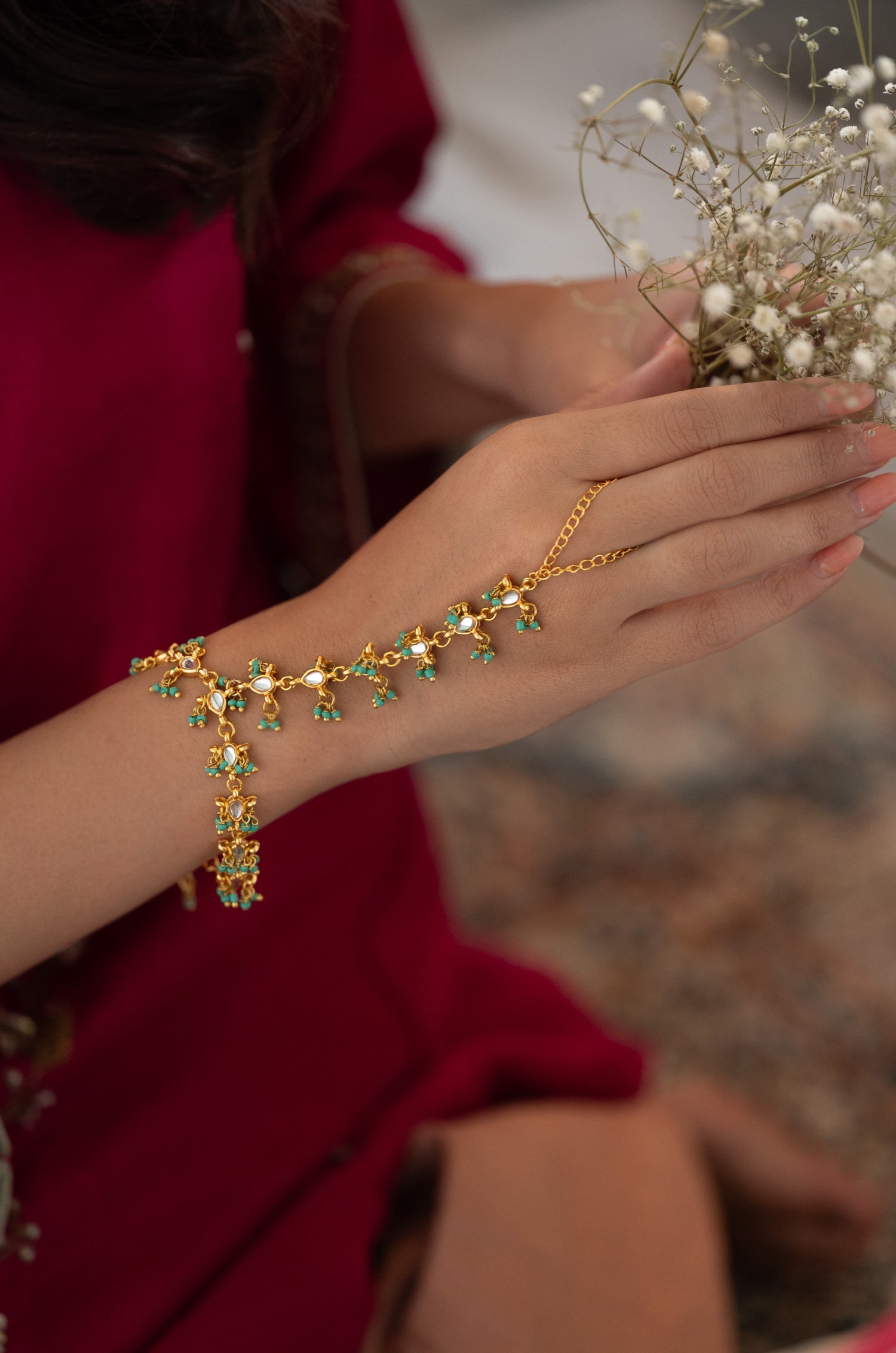 Tuba Turquoise Kundan Hathphool