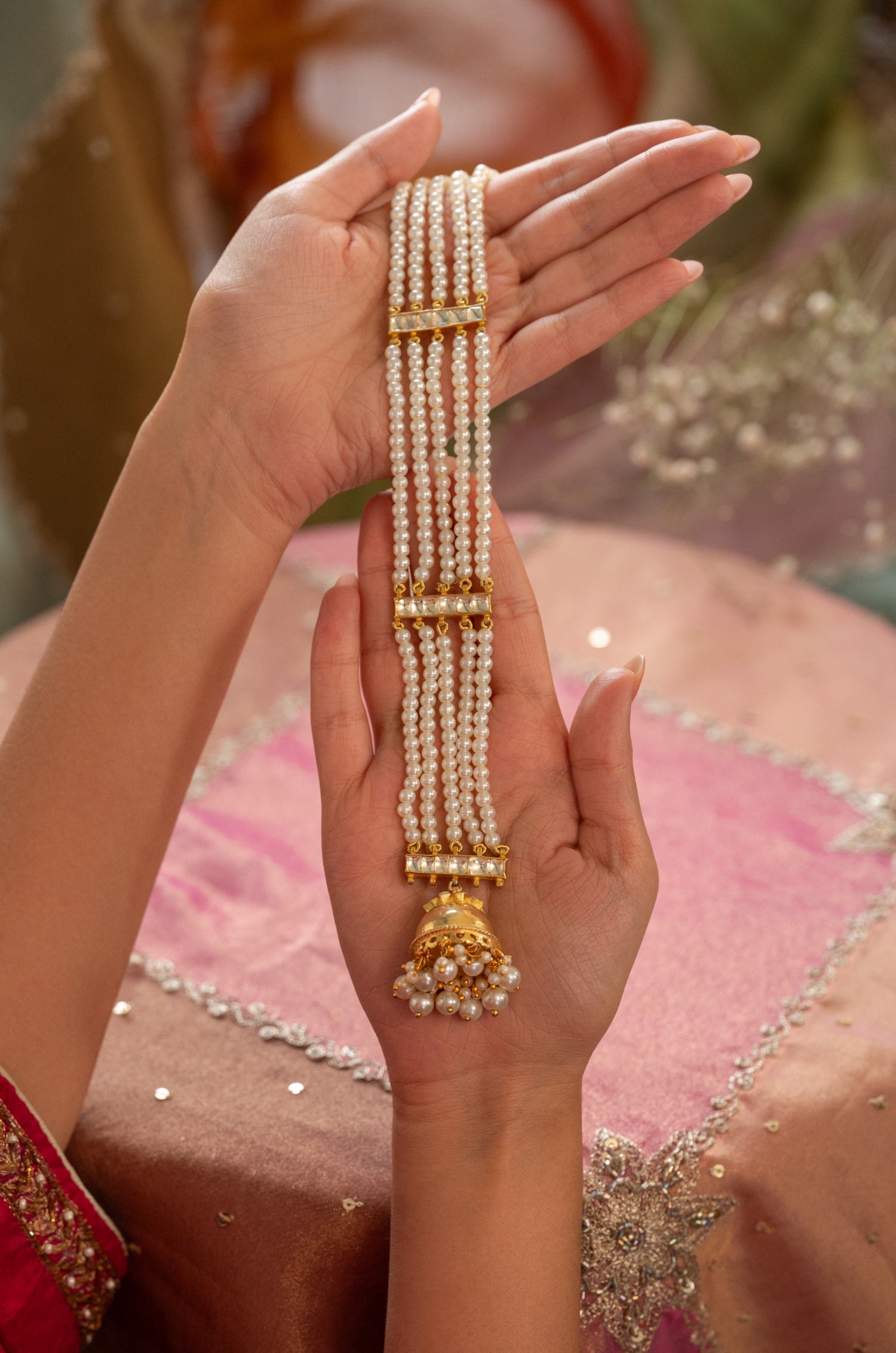 Manasvi Pearl Braid Pin