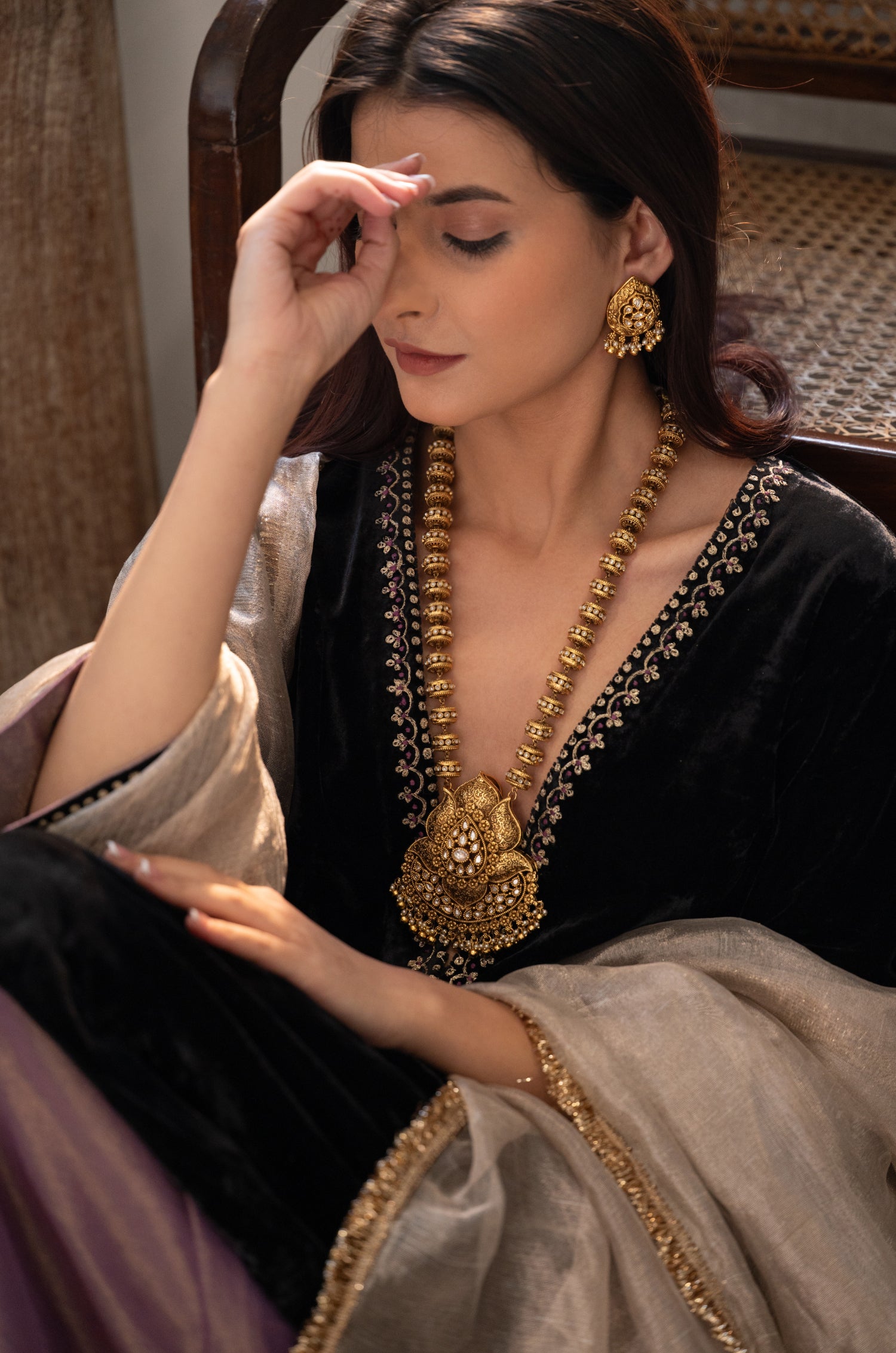 Sarthika Temple Work Necklace Set