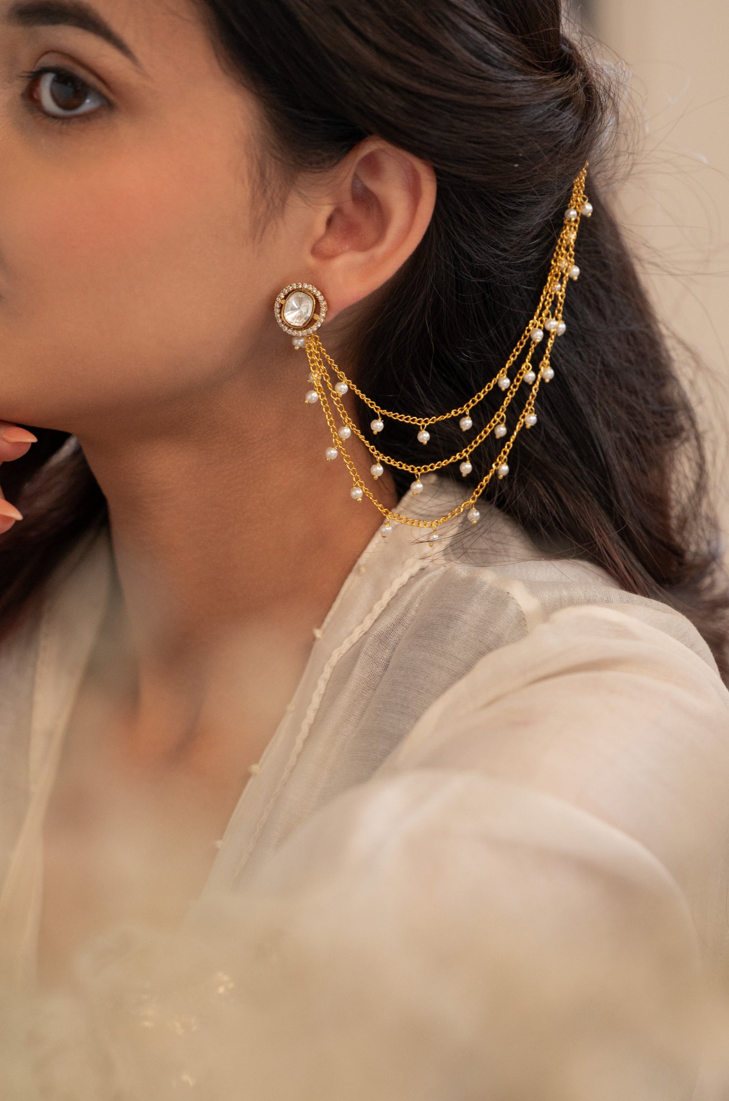 Tarina Pearl Kaan Chain