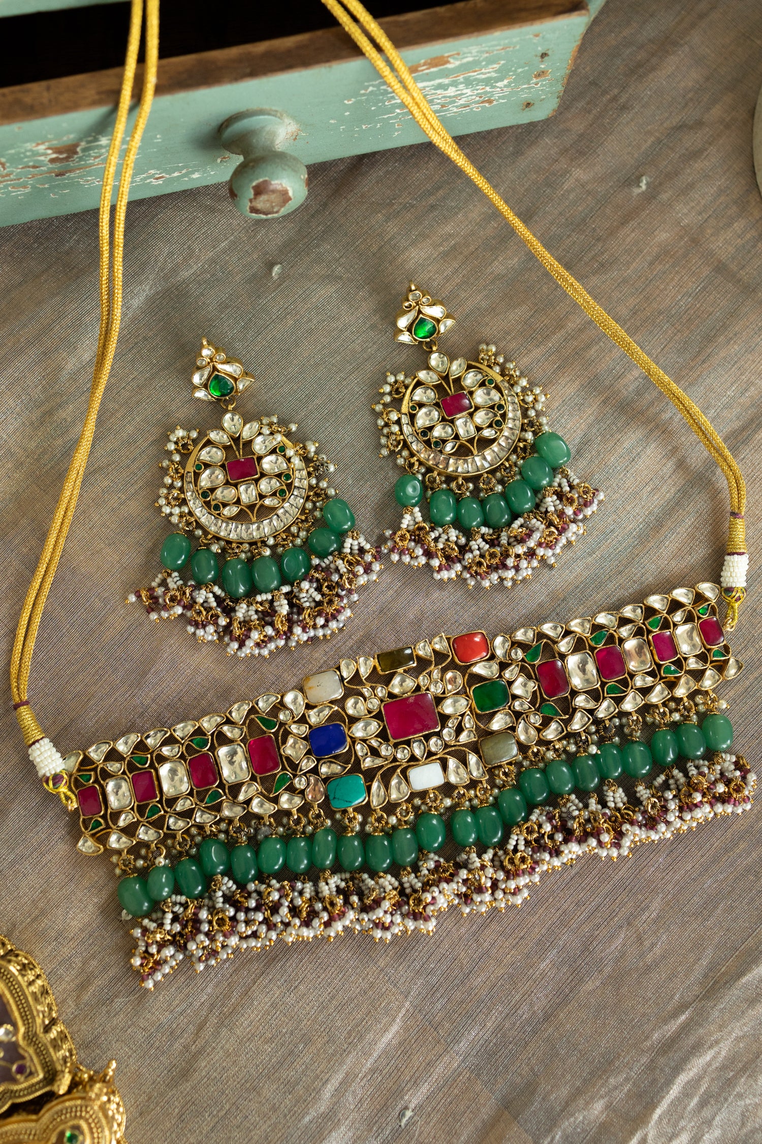 Brishti Navrattan Kundan Necklace Set