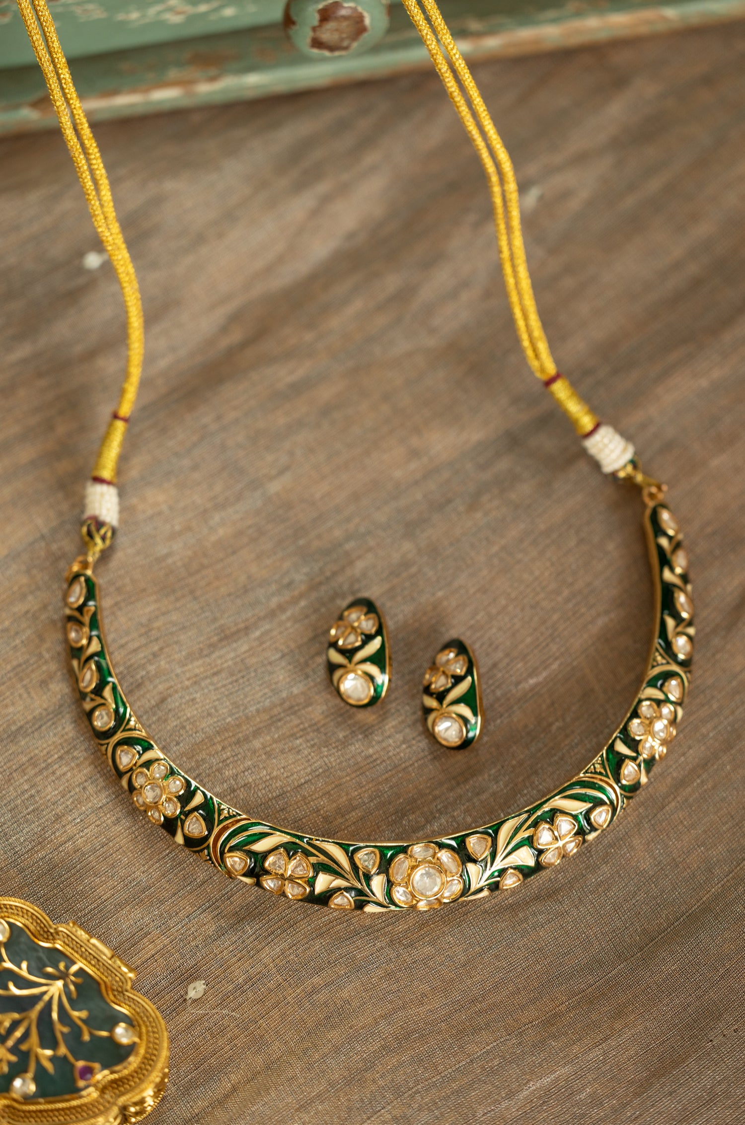Oviya Meenakari Hasli Necklace Set