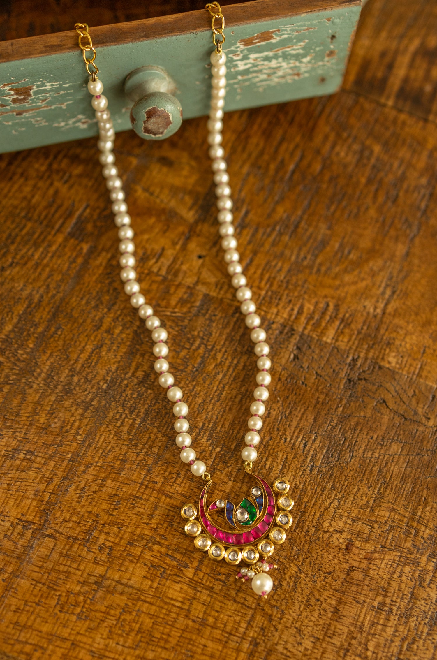 Eshwari Kundan Necklace