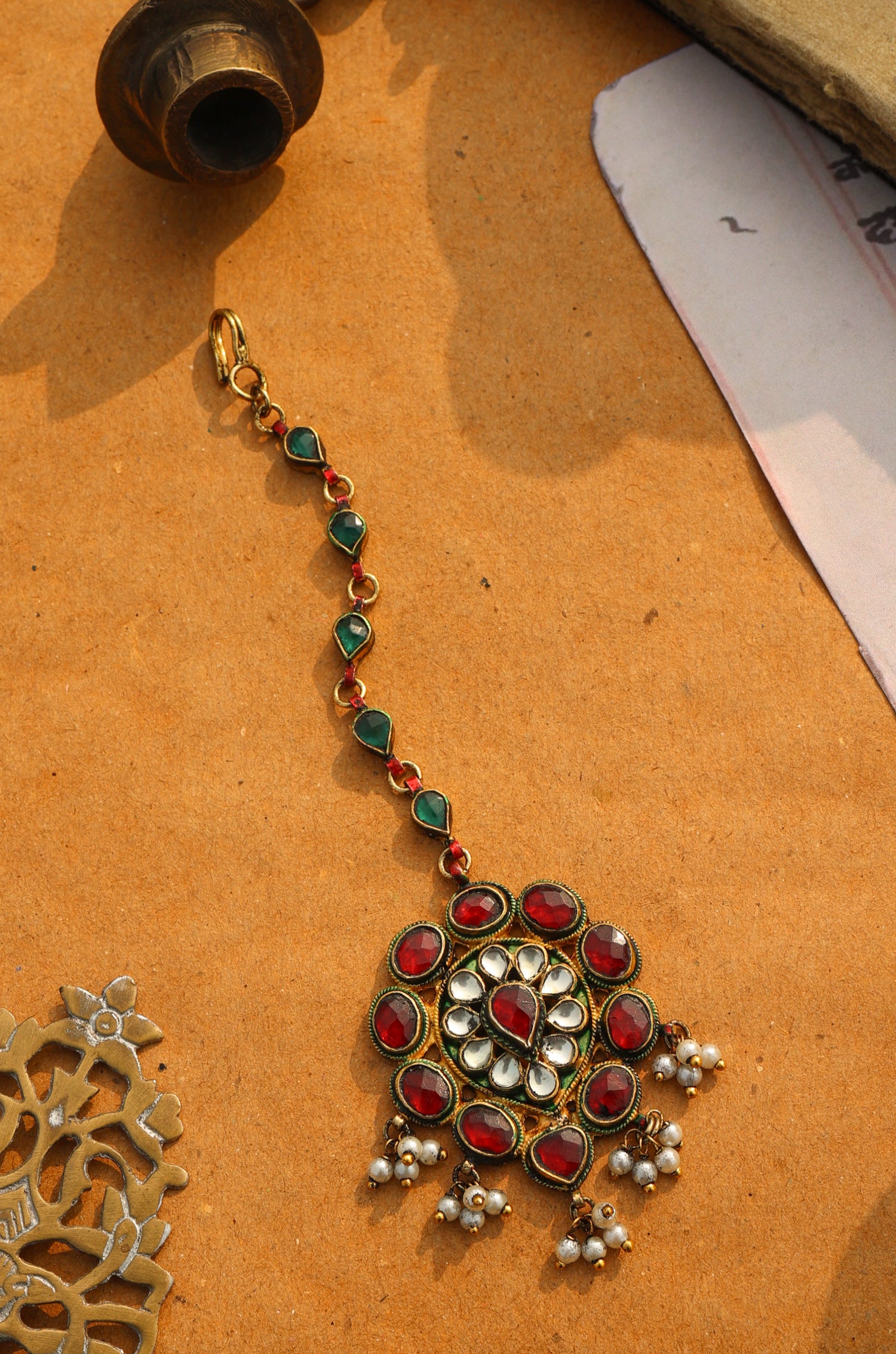Sumiti Floral Red Kundan Maangtikka