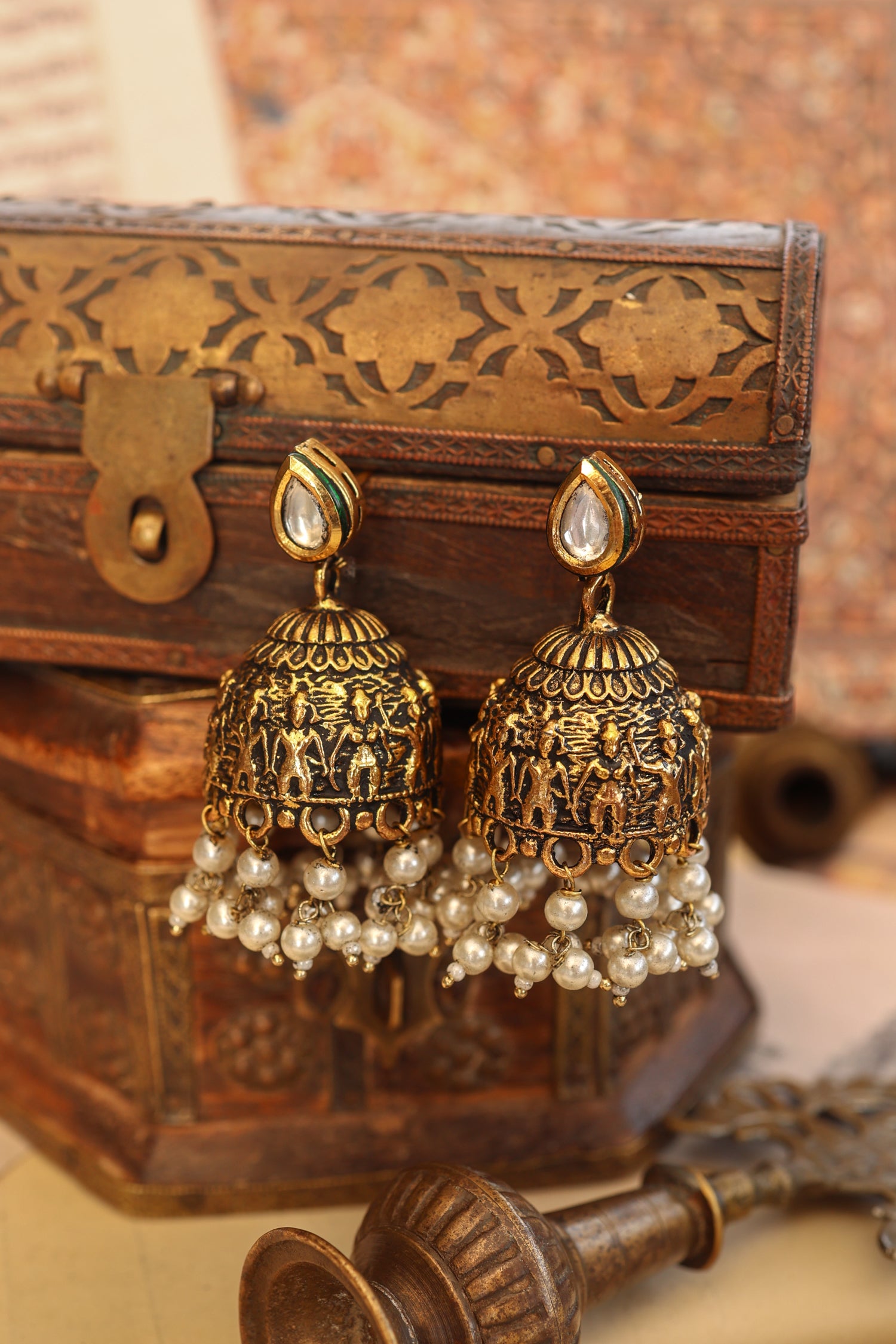 Kriti Kundan Jhumka Earrings